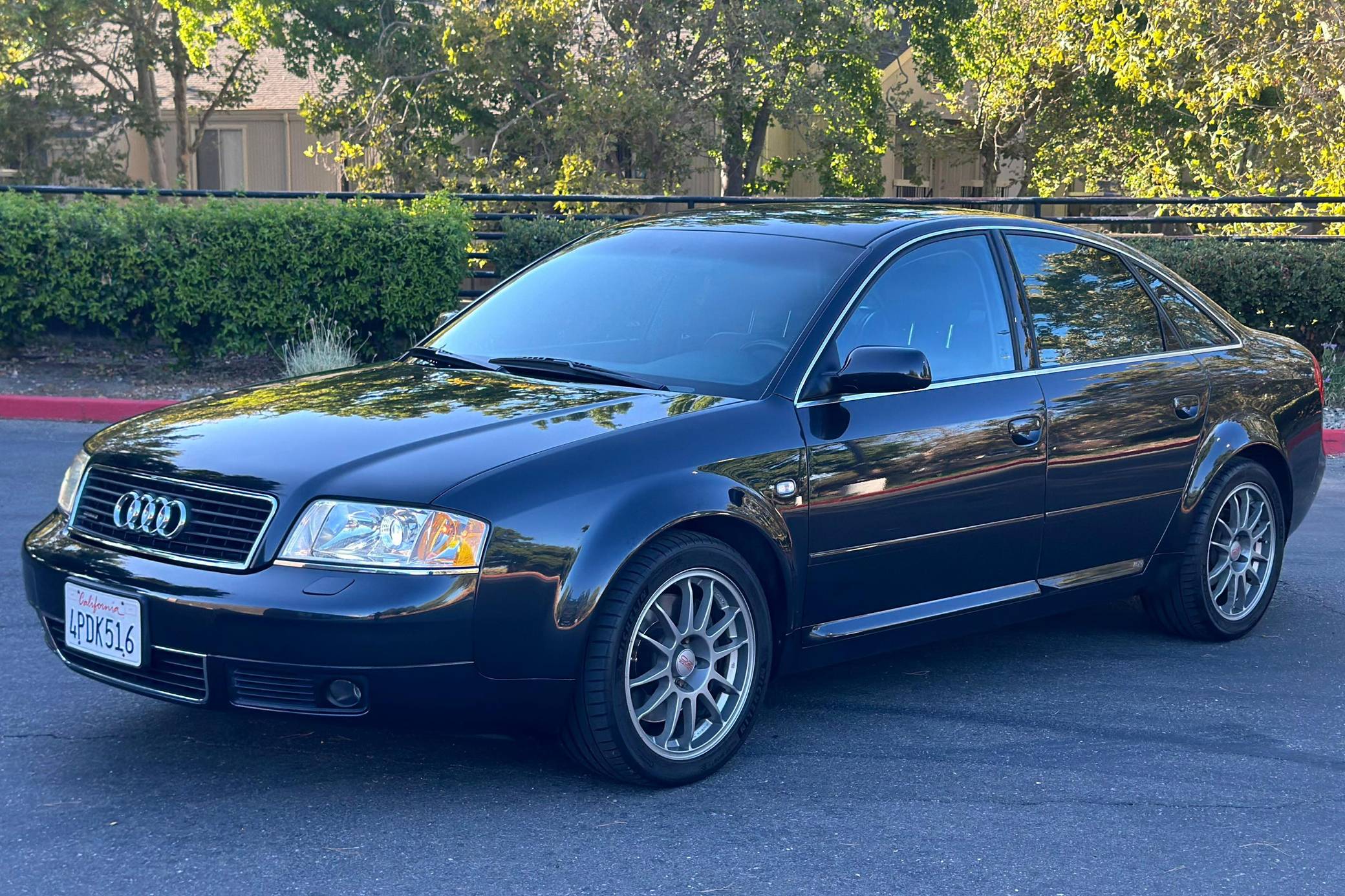 2001 Audi A6 4.2 Sedan