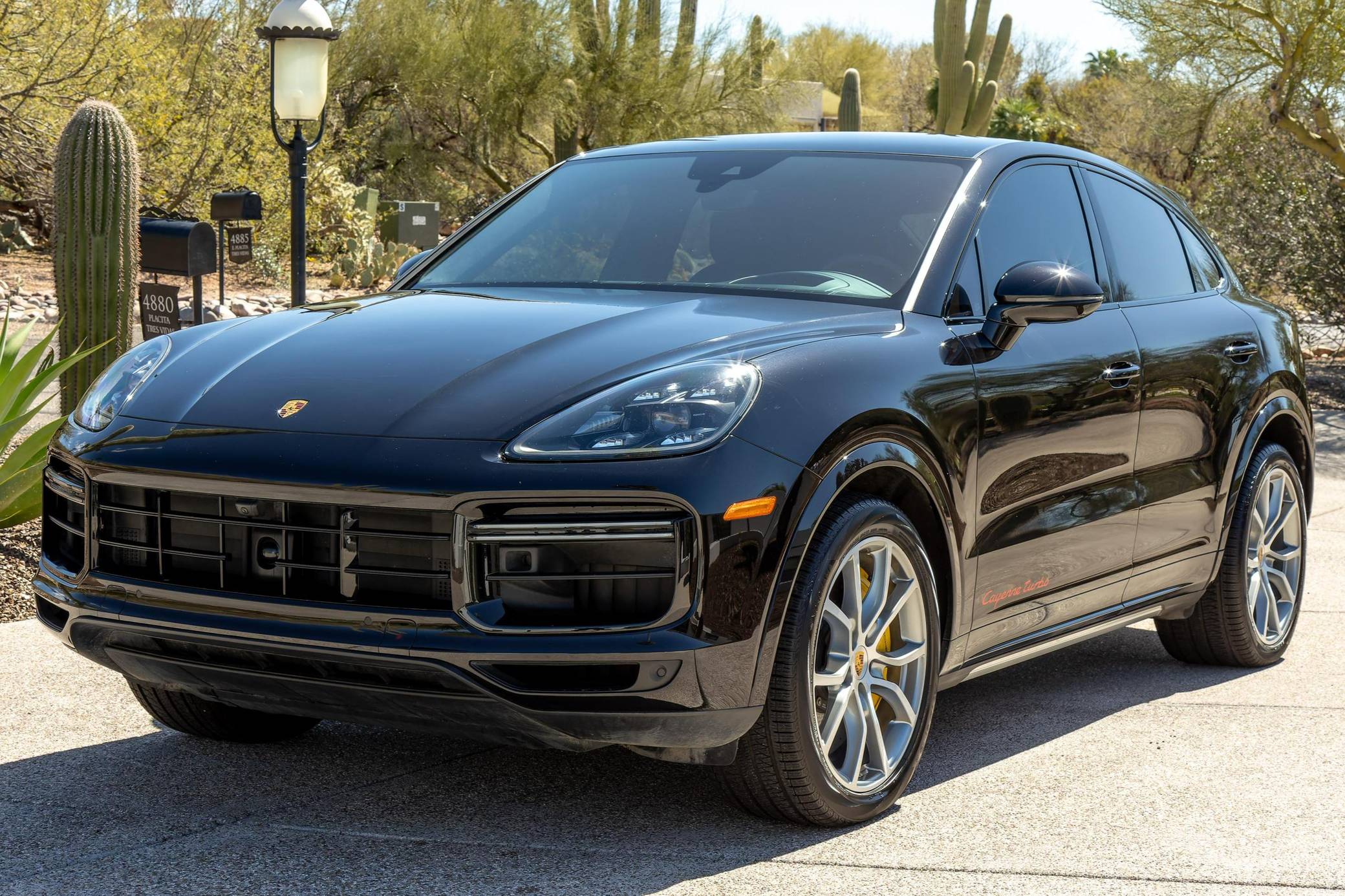 2020 Porsche Cayenne Turbo Coupe