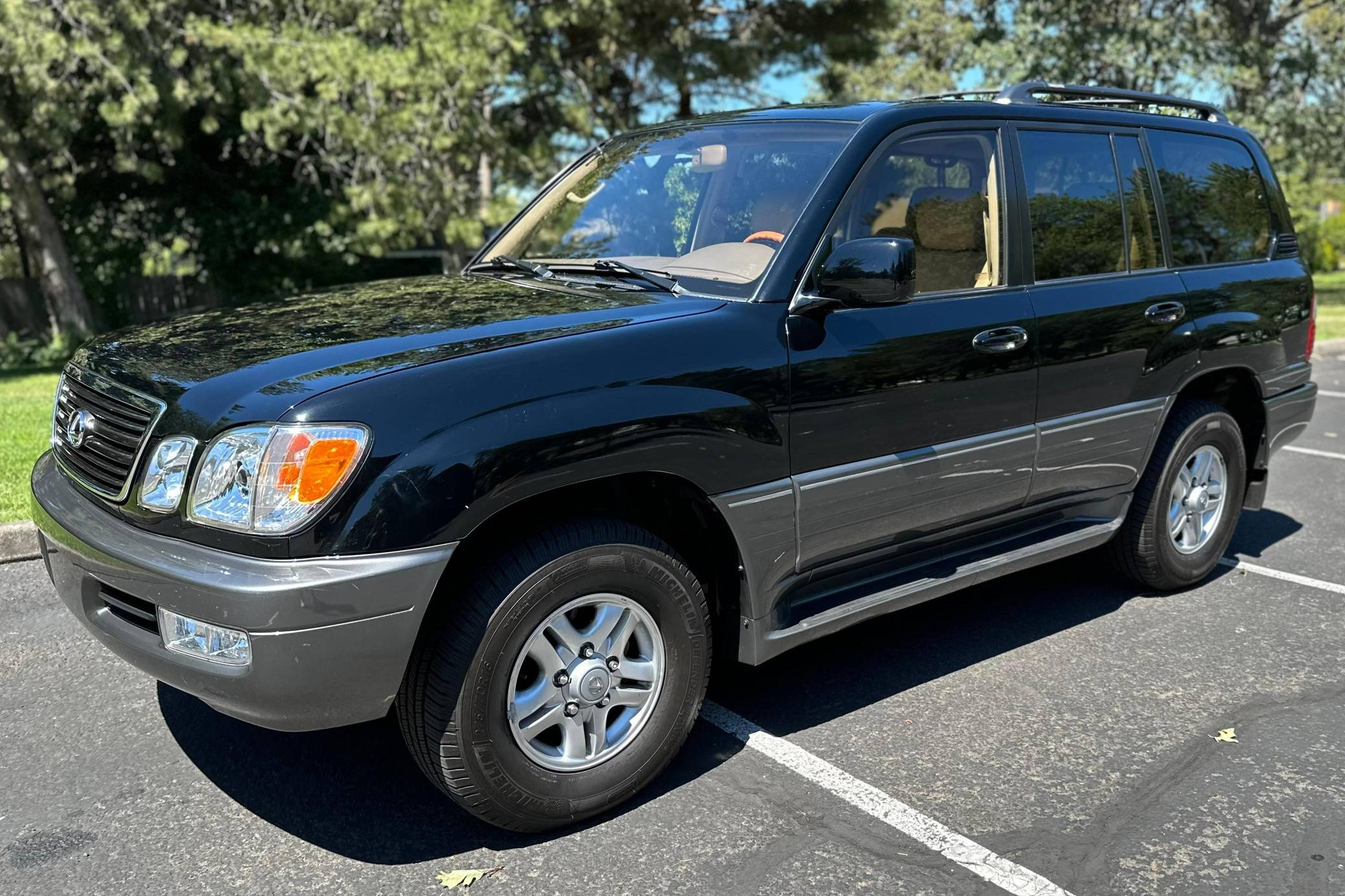 2000 Lexus LX 470