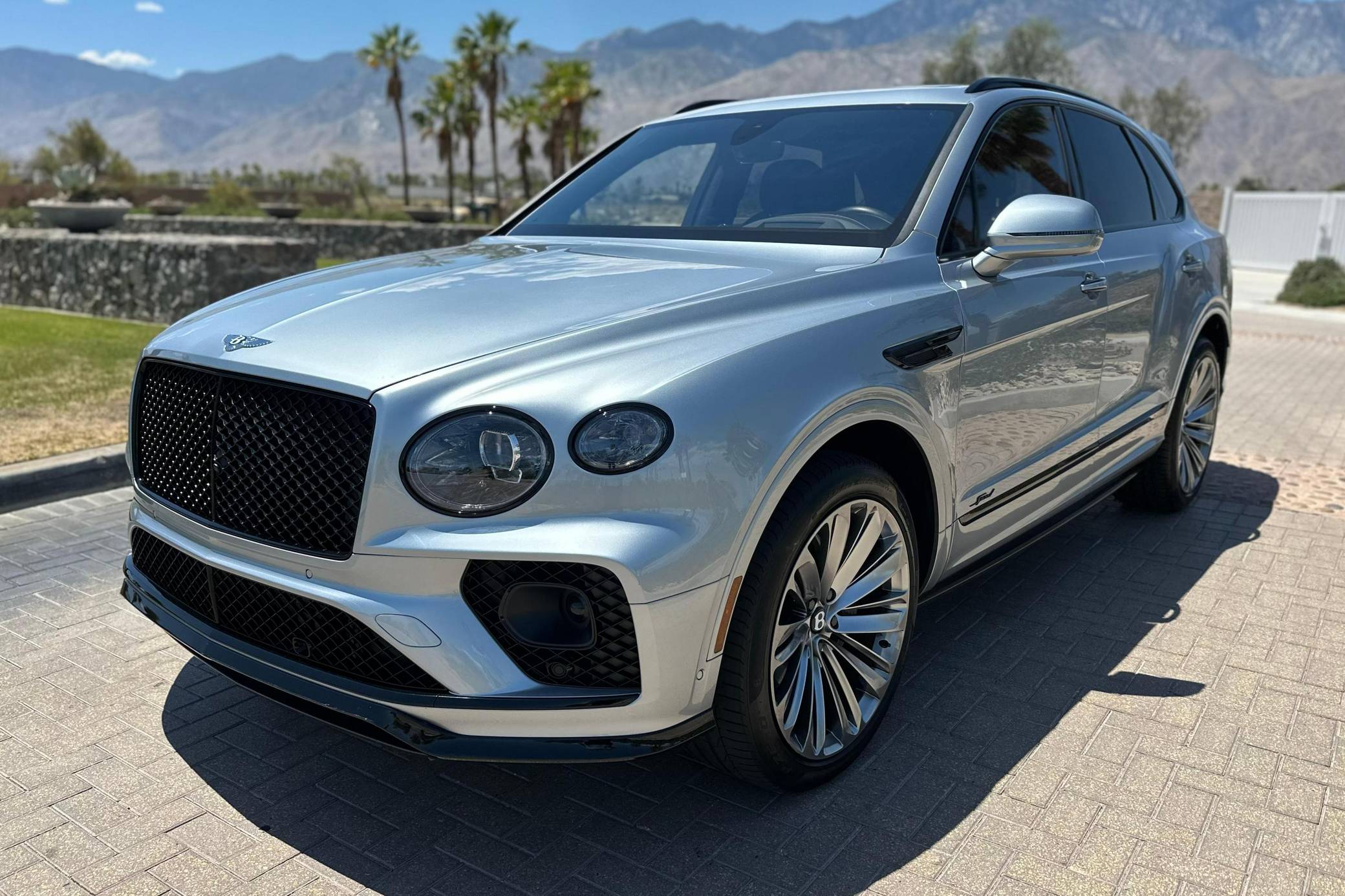 2023 Bentley Bentayga