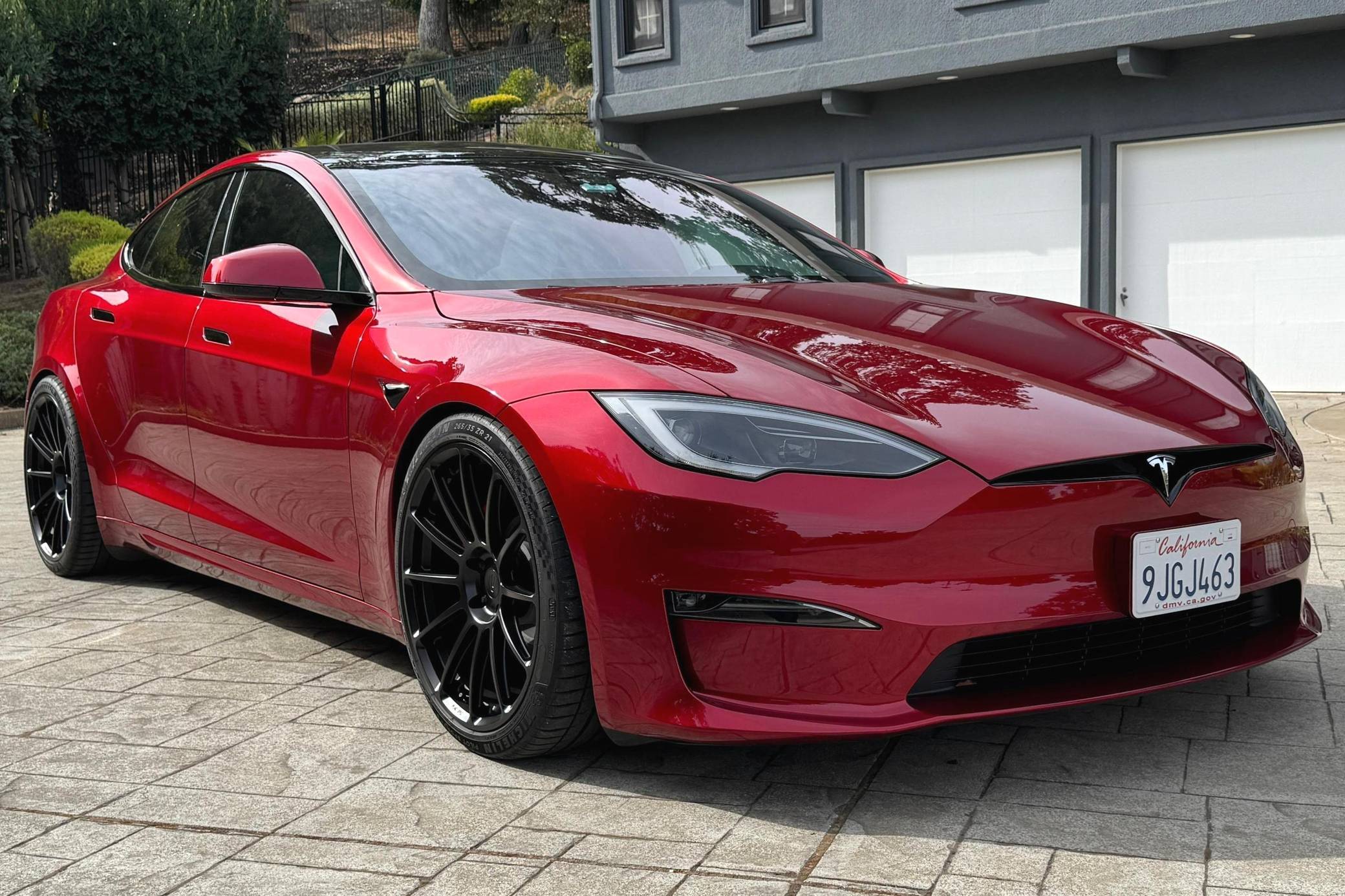 2023 Tesla Model S Plaid