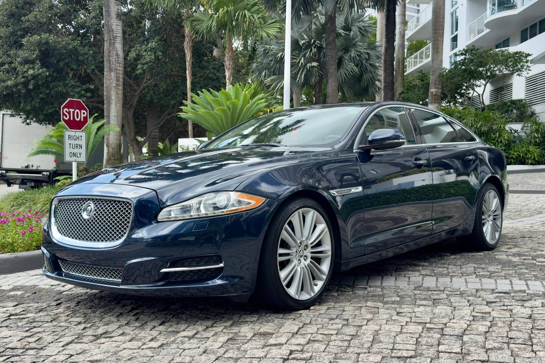 2011 Jaguar XJL
