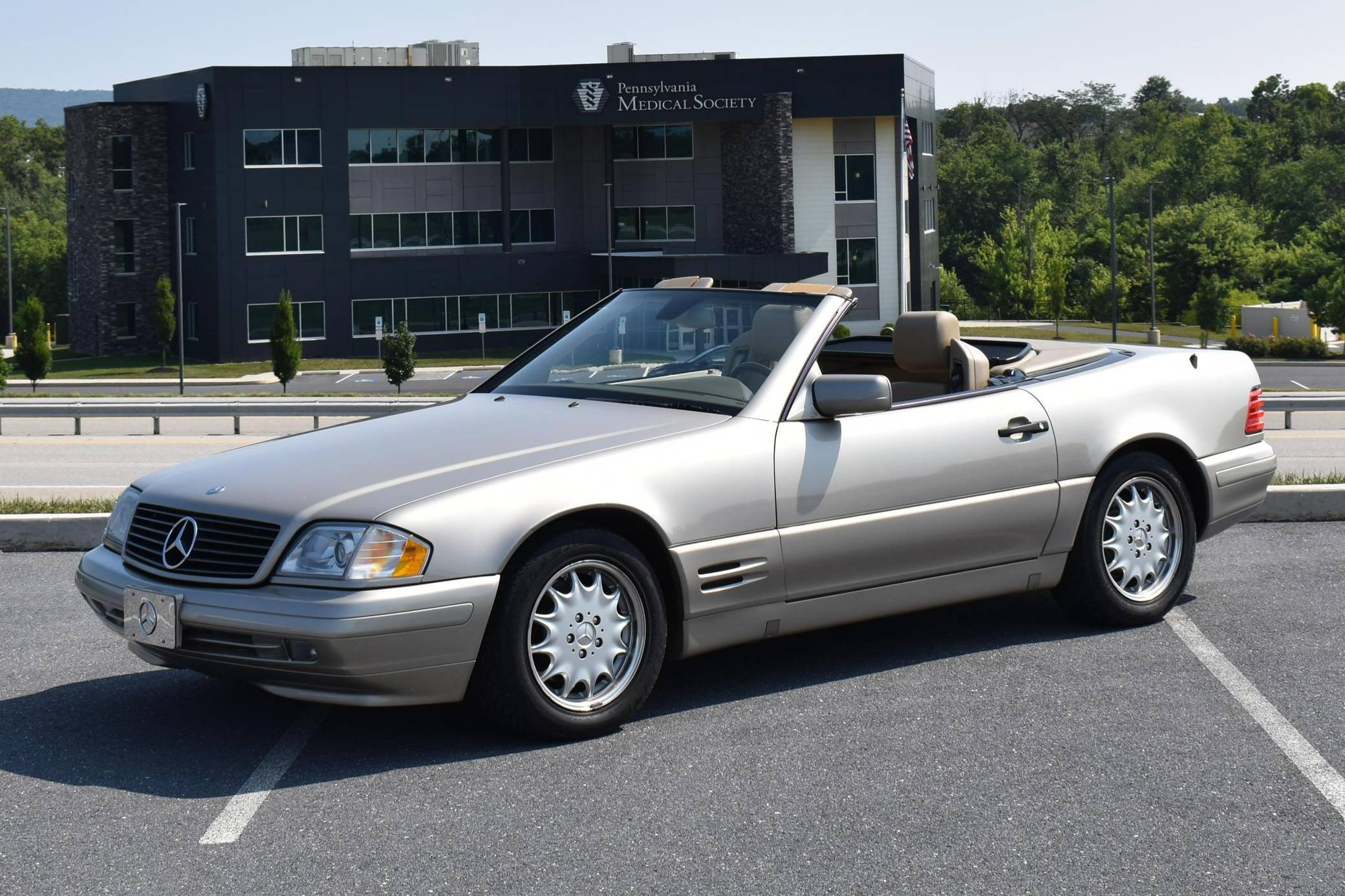 1998 Mercedes-Benz SL500 VIN: WDBFA67F0WF157181 for Sale - Cars & Bids