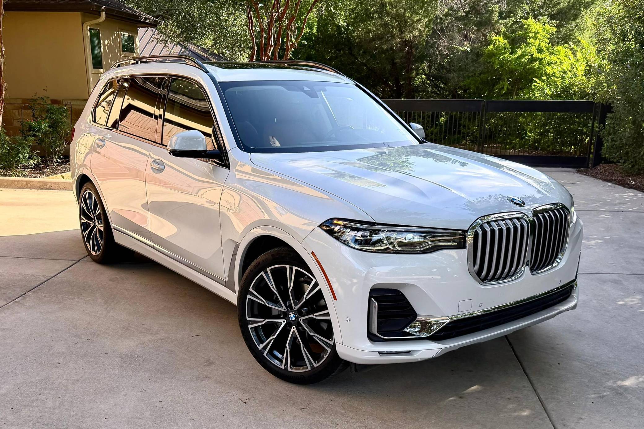 2022 BMW X7