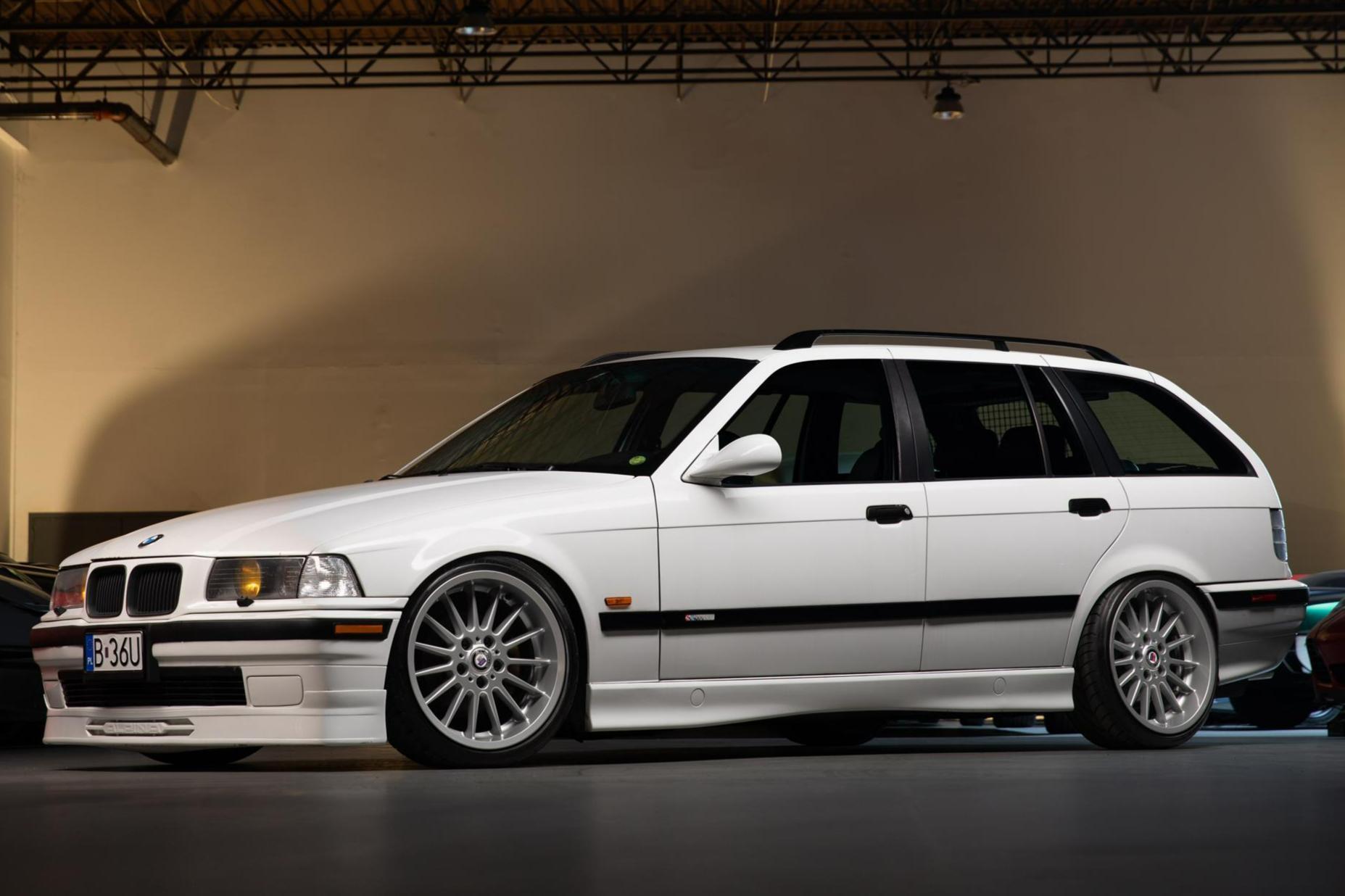 1997 BMW 320i Touring