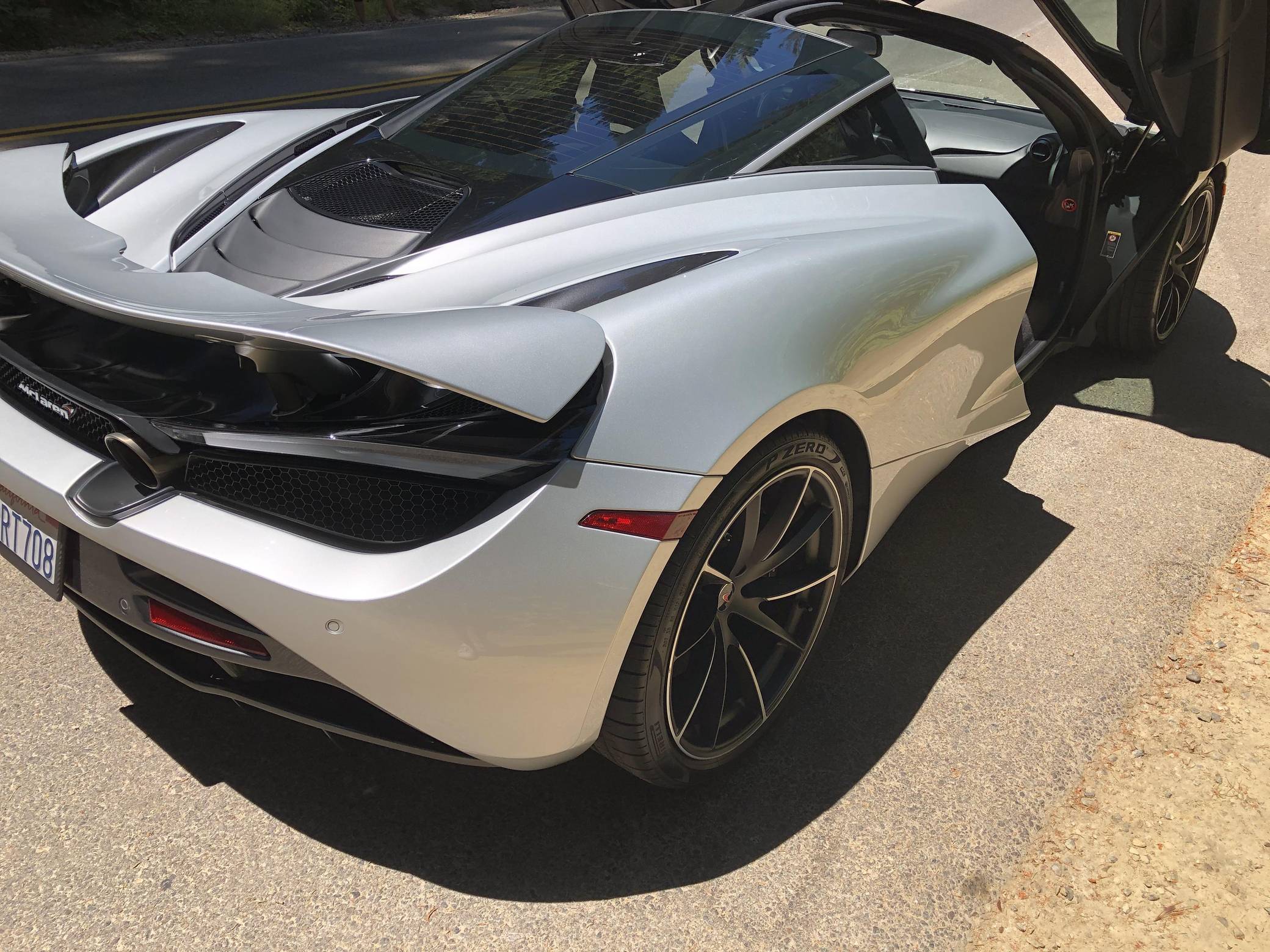 2018 McLaren 720S photo 40