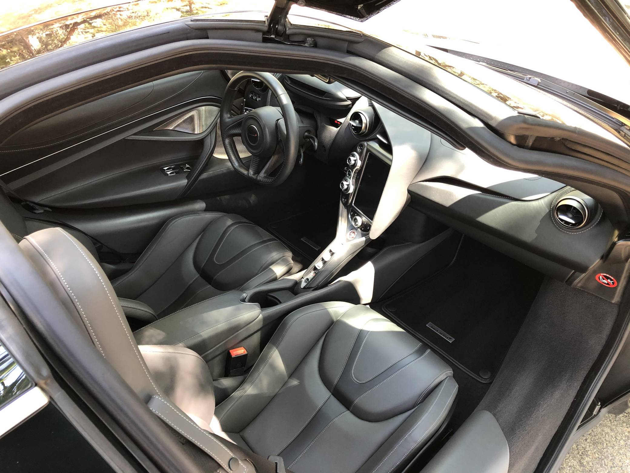 2018 McLaren 720S photo 8