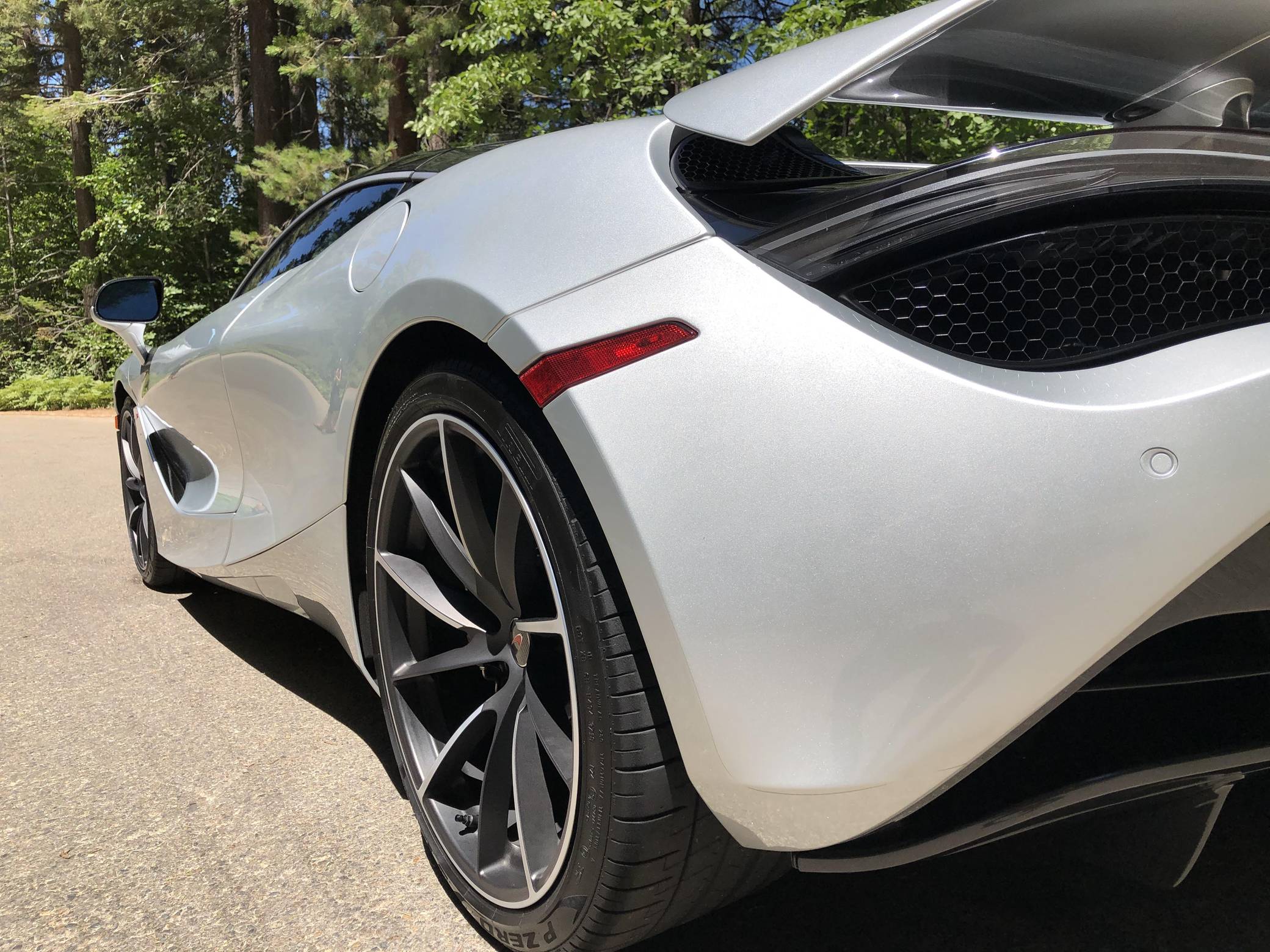 2018 McLaren 720S photo 29