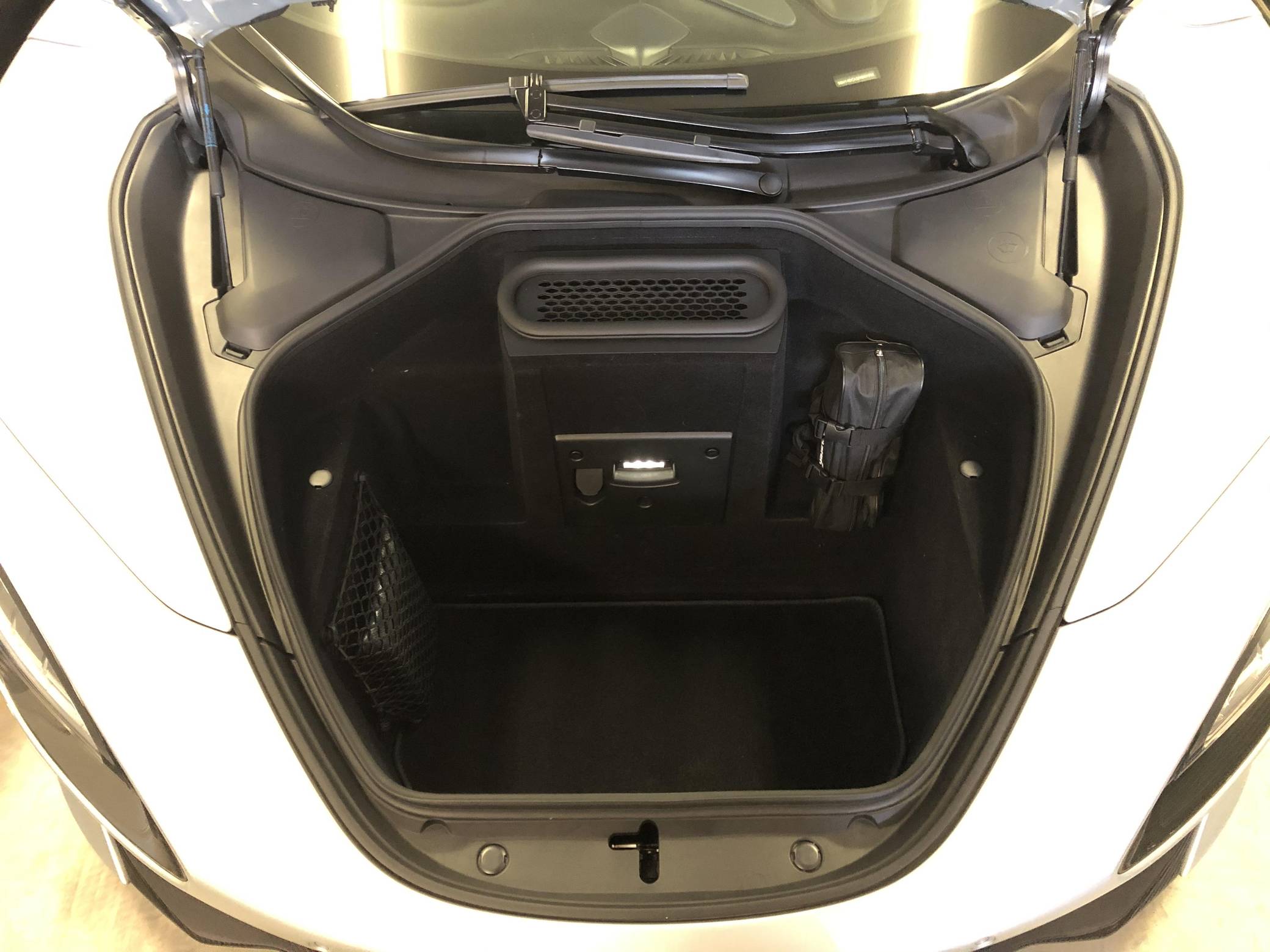 2018 McLaren 720S photo 75