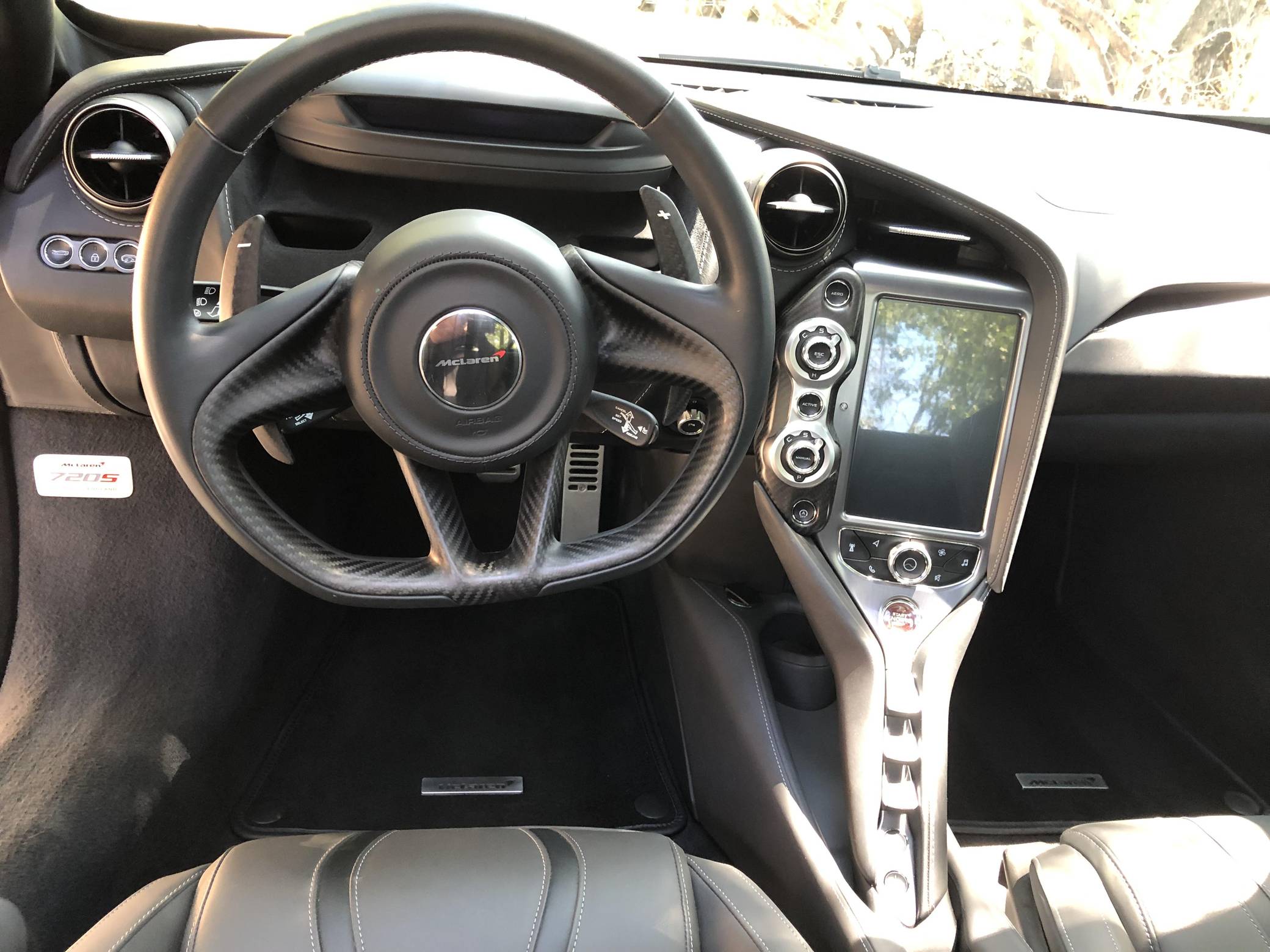 2018 McLaren 720S photo 6