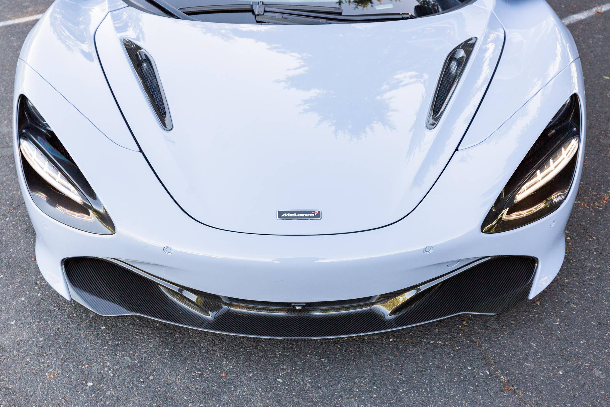 2018 McLaren 720S Coupe Luxury photo 18