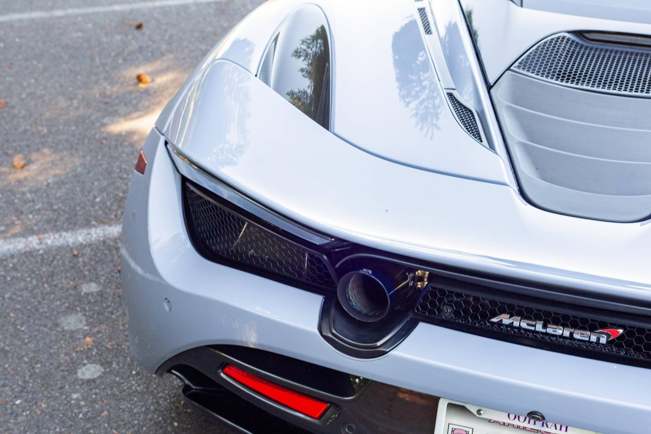 2018 McLaren 720S Coupe Luxury photo 22