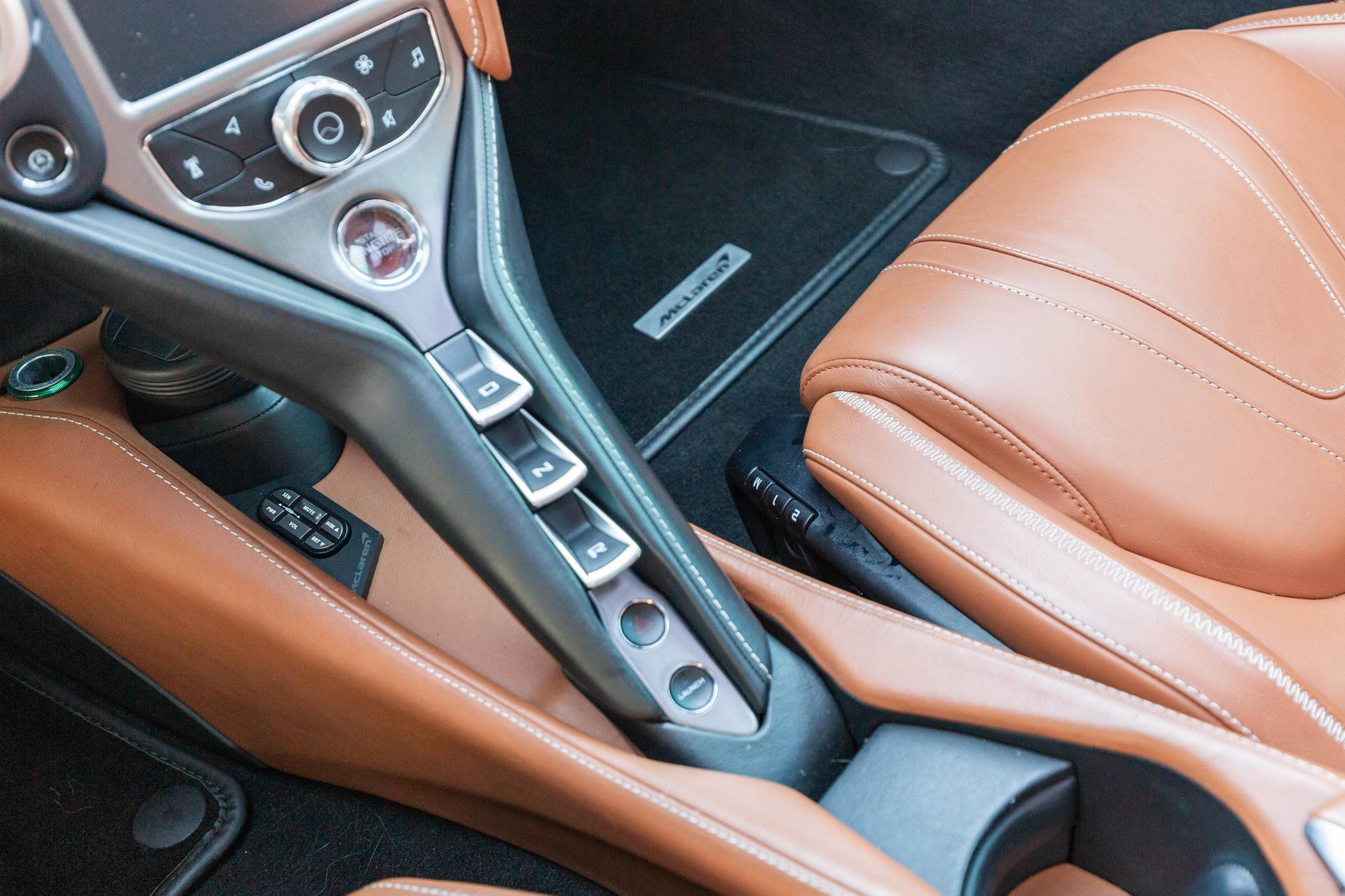 2018 McLaren 720S Coupe Luxury photo 95