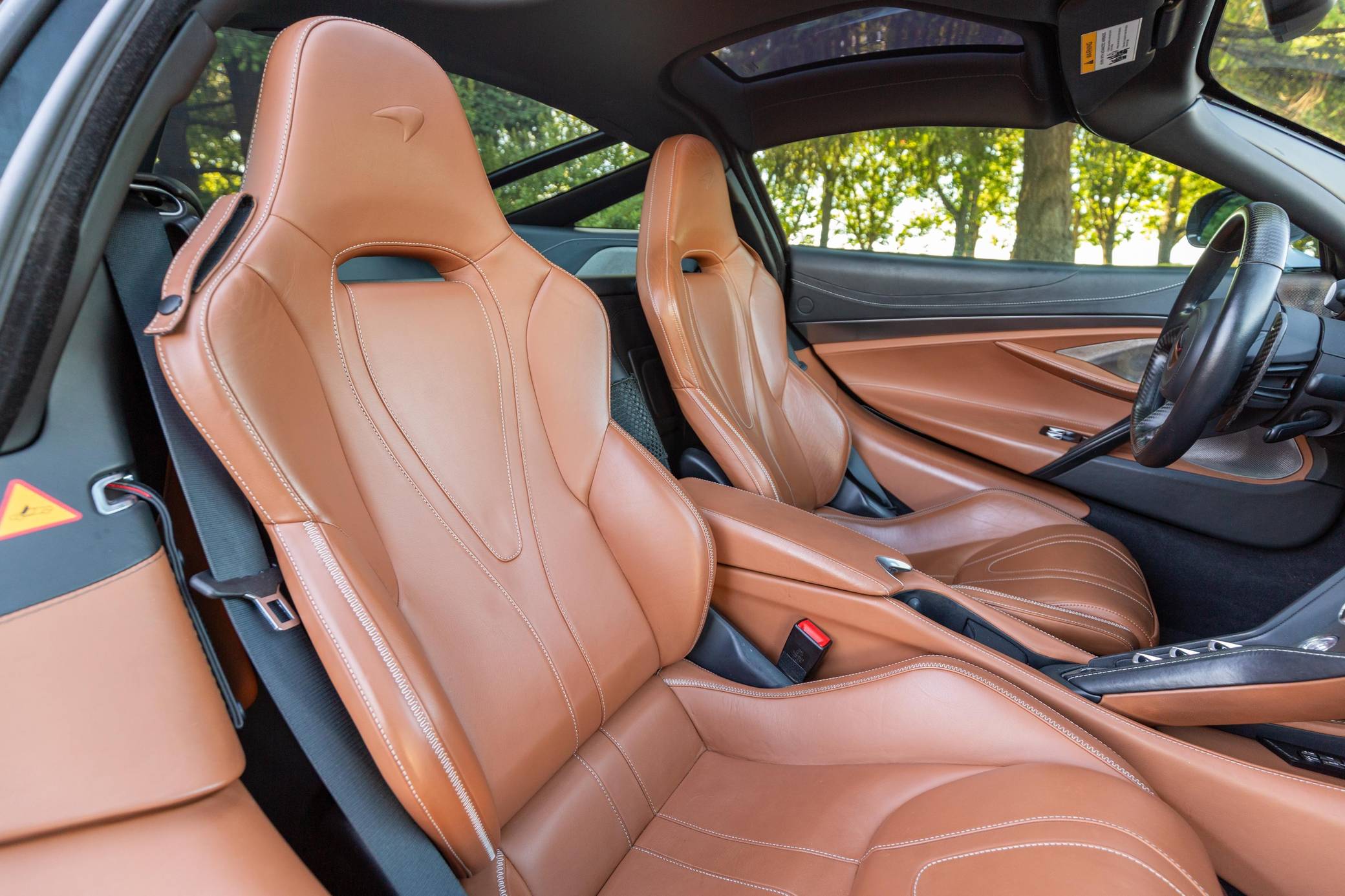 2018 McLaren 720S Coupe Luxury photo 7