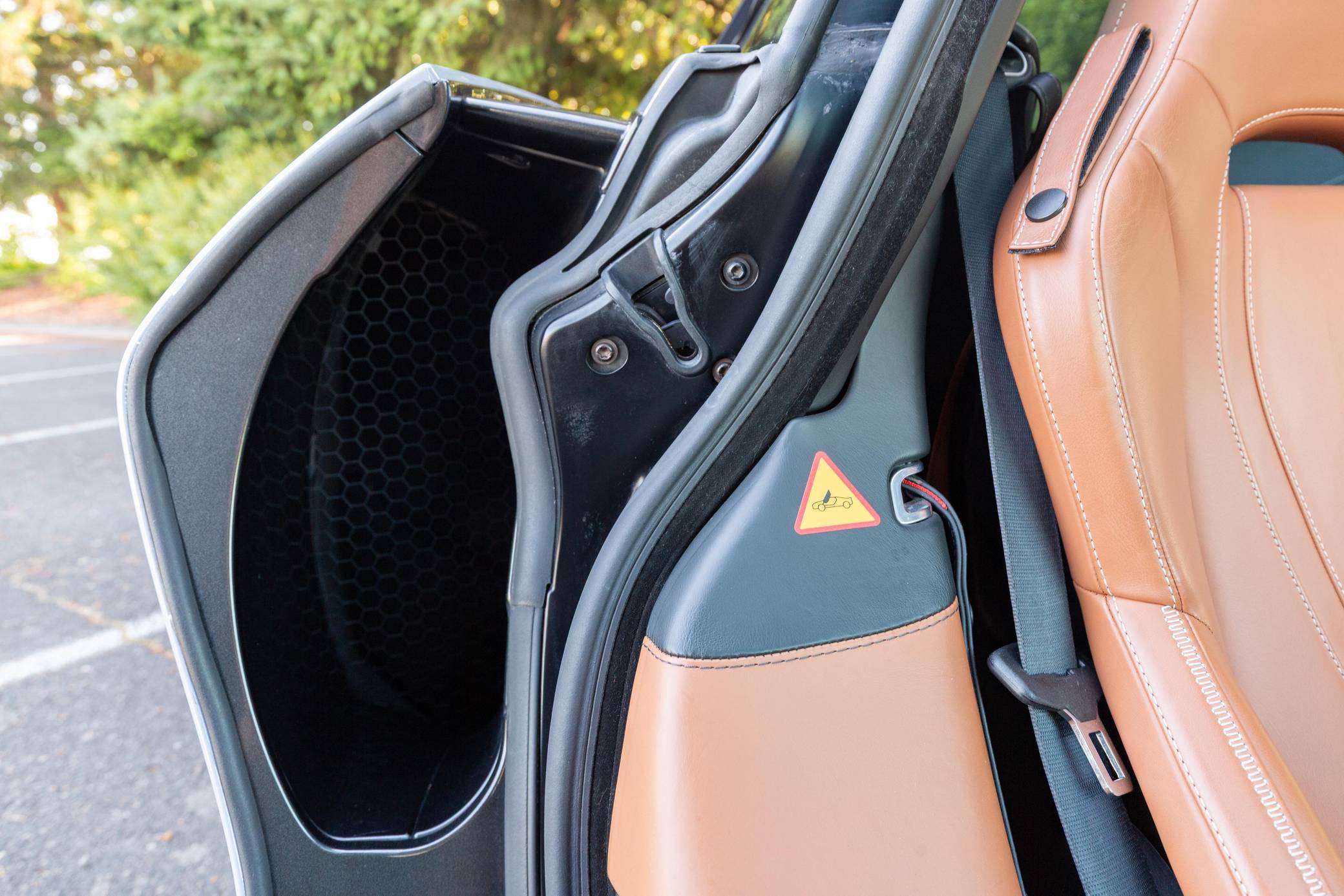 2018 McLaren 720S Coupe Luxury photo 114