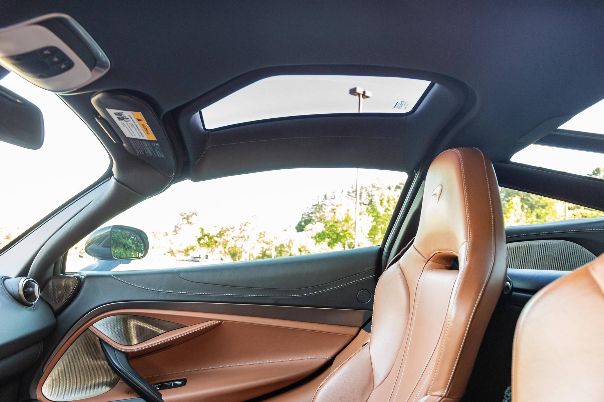 2018 McLaren 720S Coupe Luxury photo 99