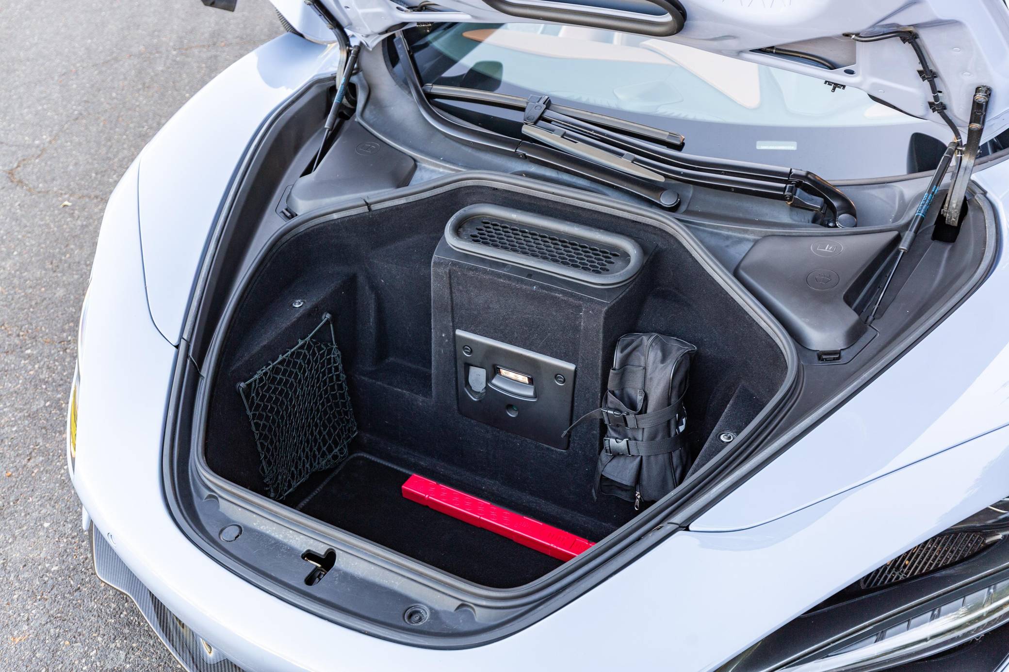 2018 McLaren 720S Coupe Luxury photo 121