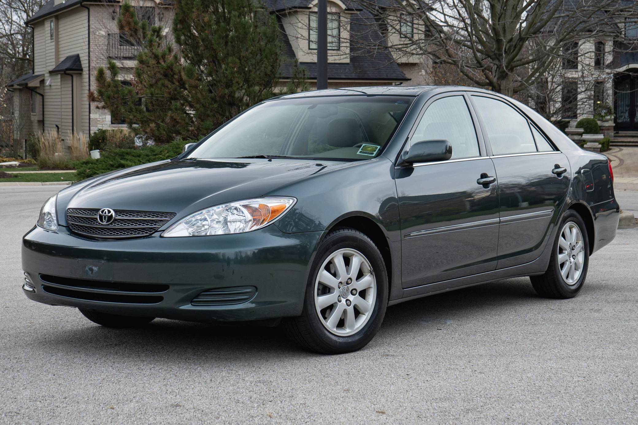 2002 Toyota Camry XLE V6 Sedan