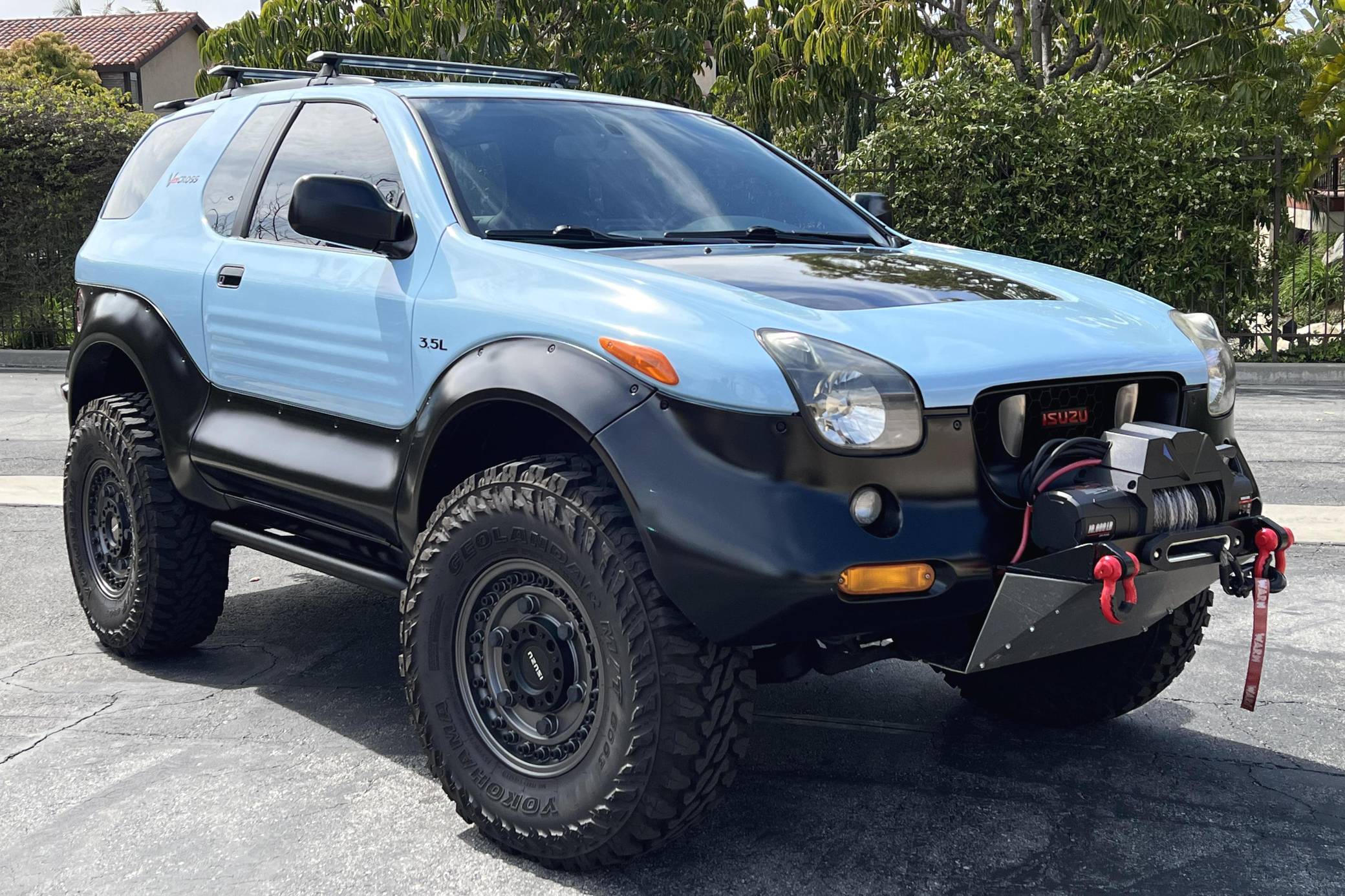 2001 Isuzu VehiCROSS