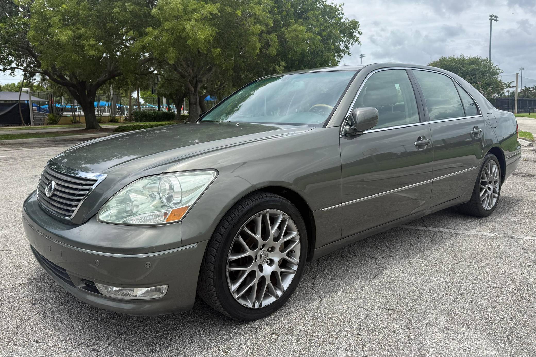 2005 Lexus LS