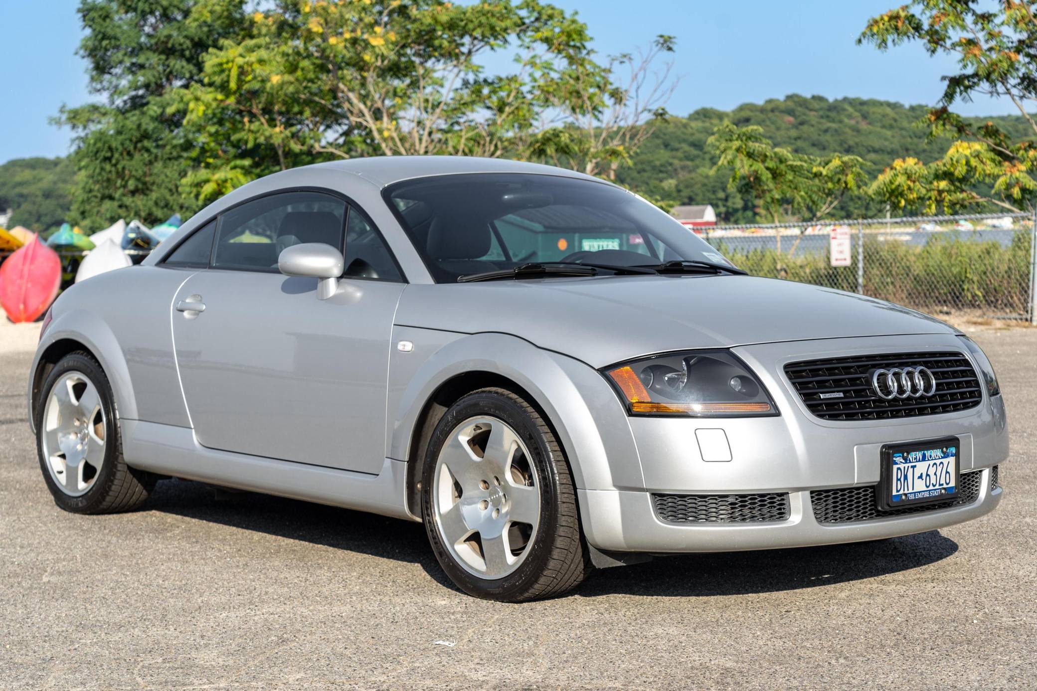 2002 audi deals tt front bumper