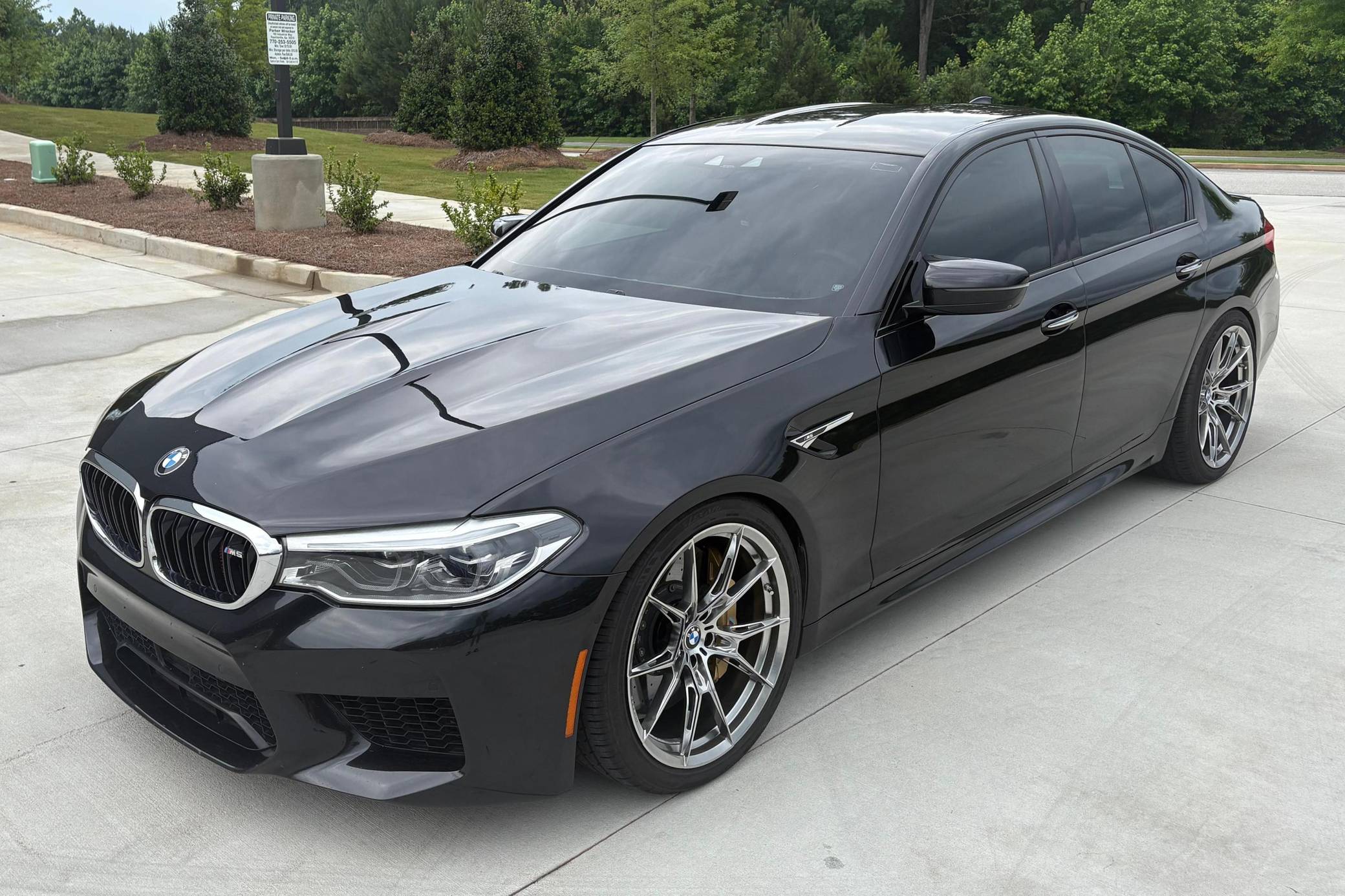 2018 BMW F90 M5
