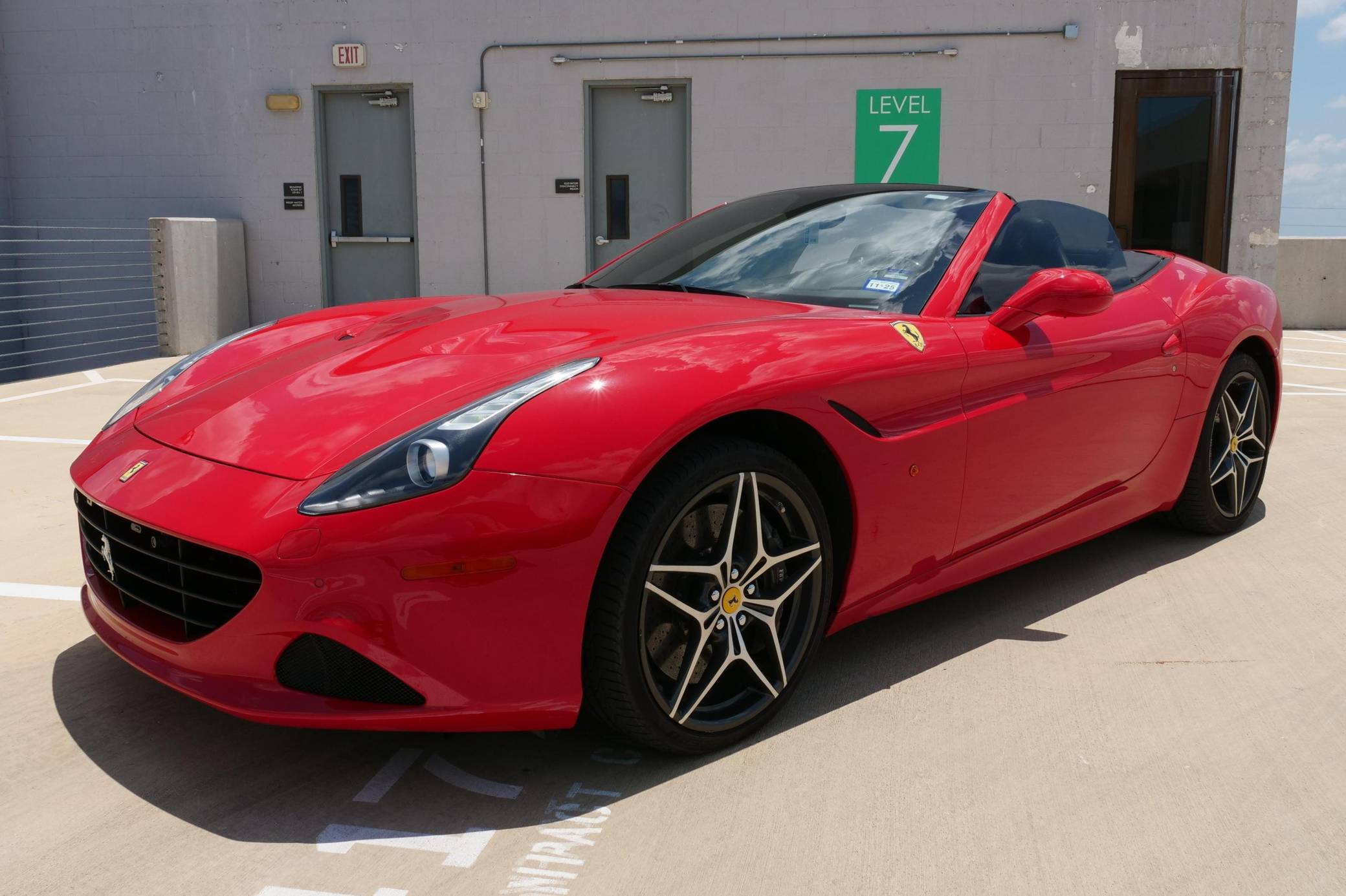 2015 Ferrari California T VIN: ZFF77XJAXF0209749 for Sale