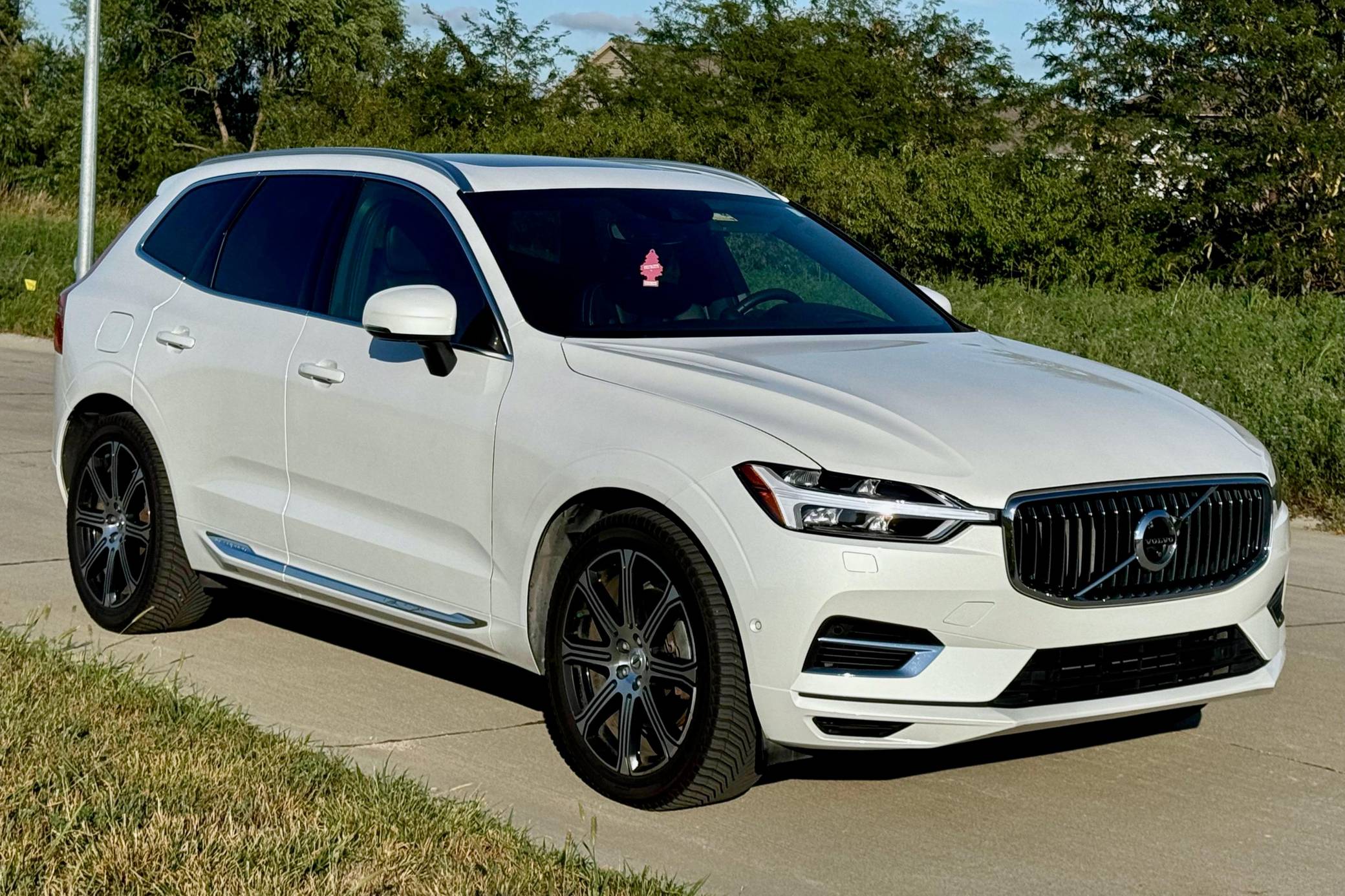 2019 Volvo XC60 T8 E-AWD Inscription