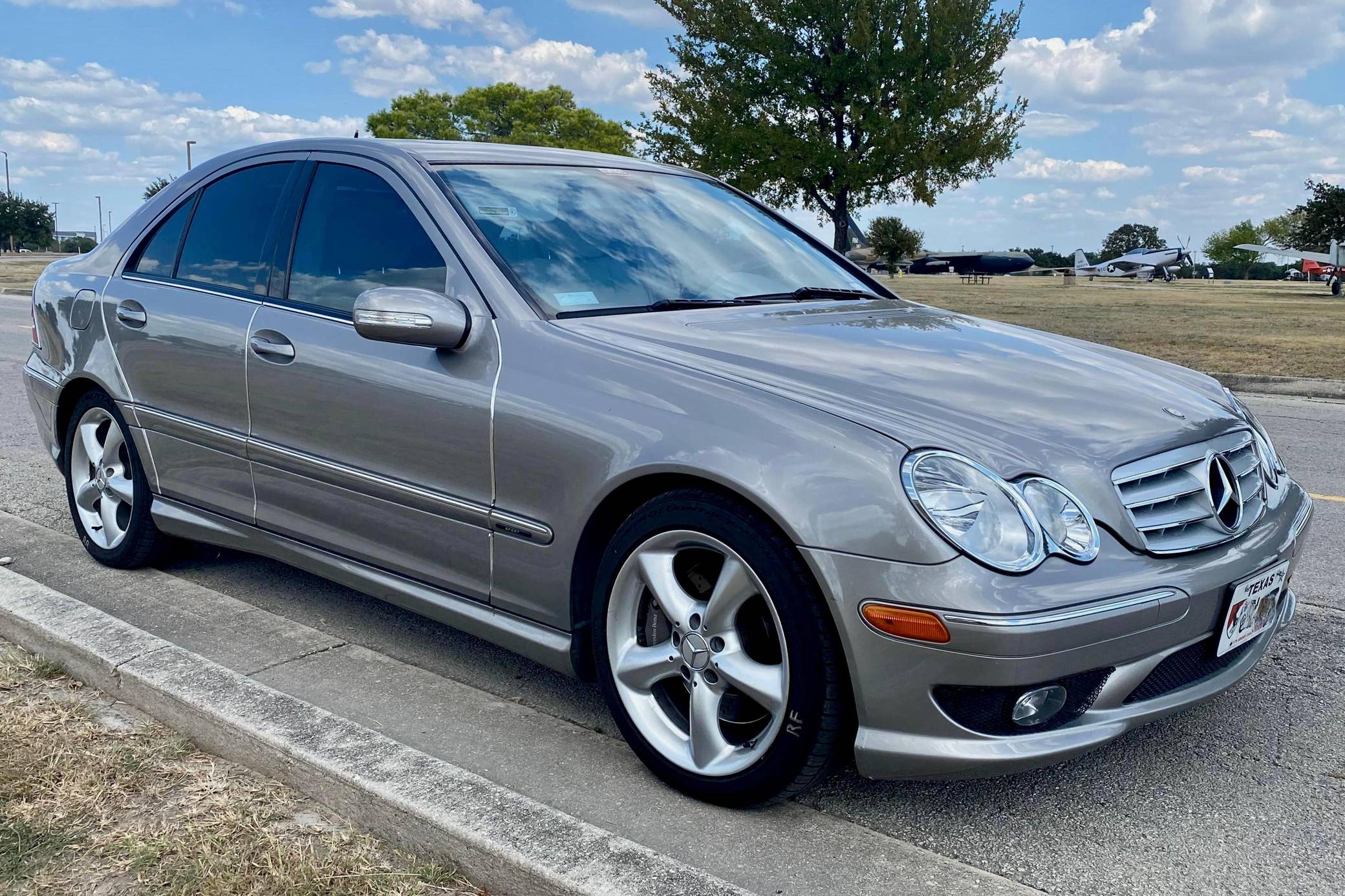 2005 Mercedes-Benz C230 Kompressor Sport Sedan 