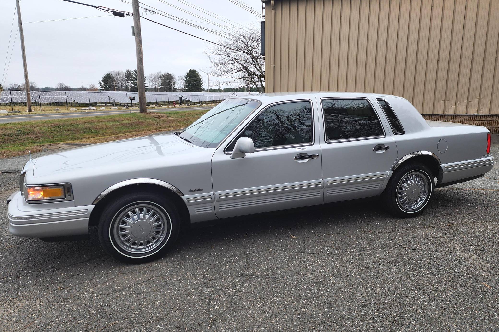 1997 Lincoln Town Car Executive Series for Sale Cars Bids