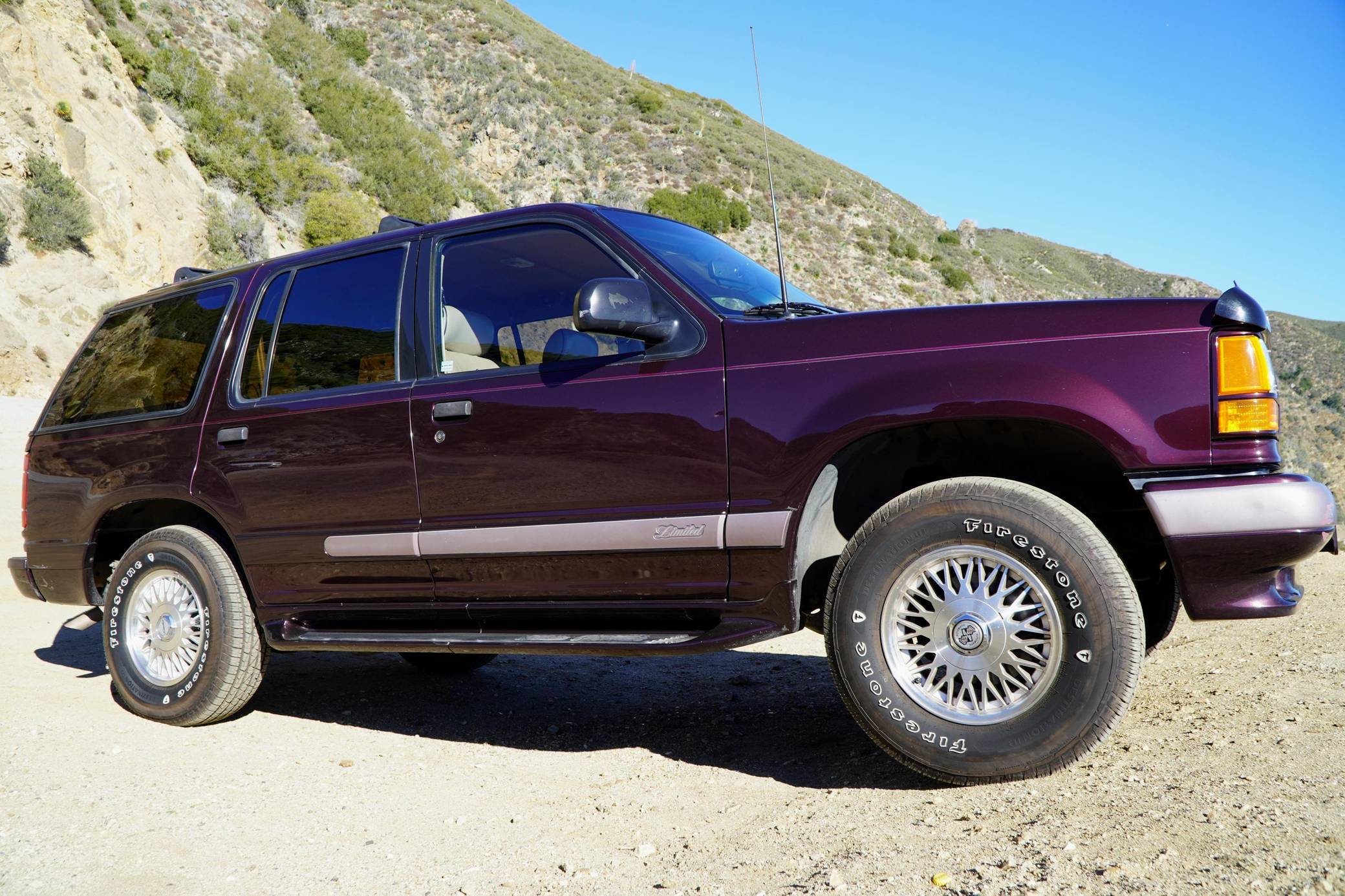 1994 Ford Explorer Limited 4x4 VIN: 1FMDU34X8RUD58804 for Sale