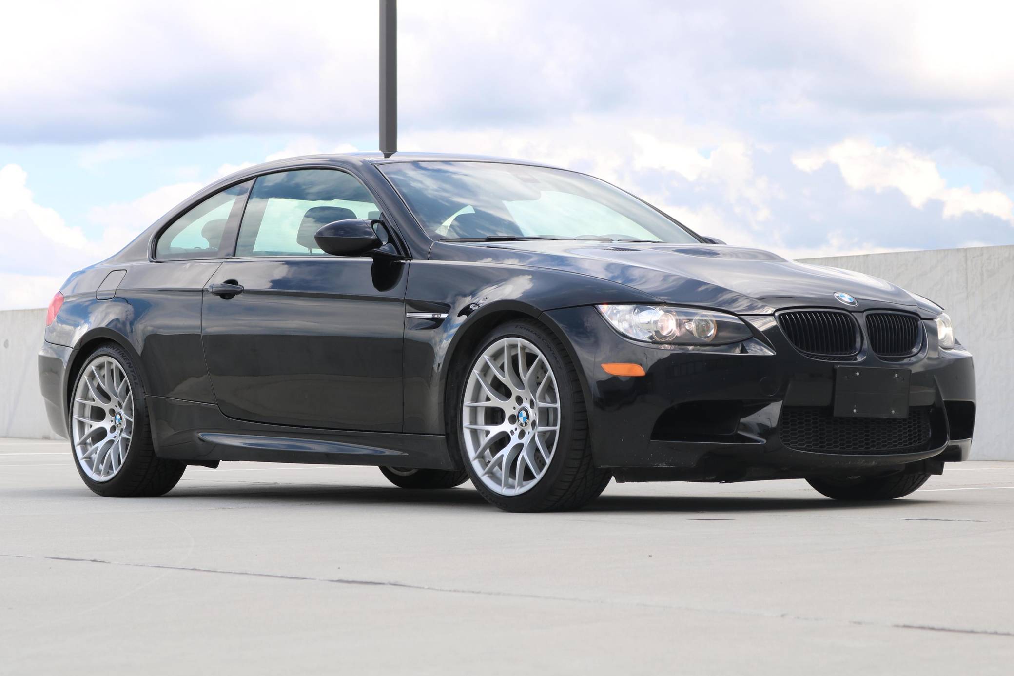 2013 BMW E92 M3 Track Car - Race Cars For You, image size:2080x1386