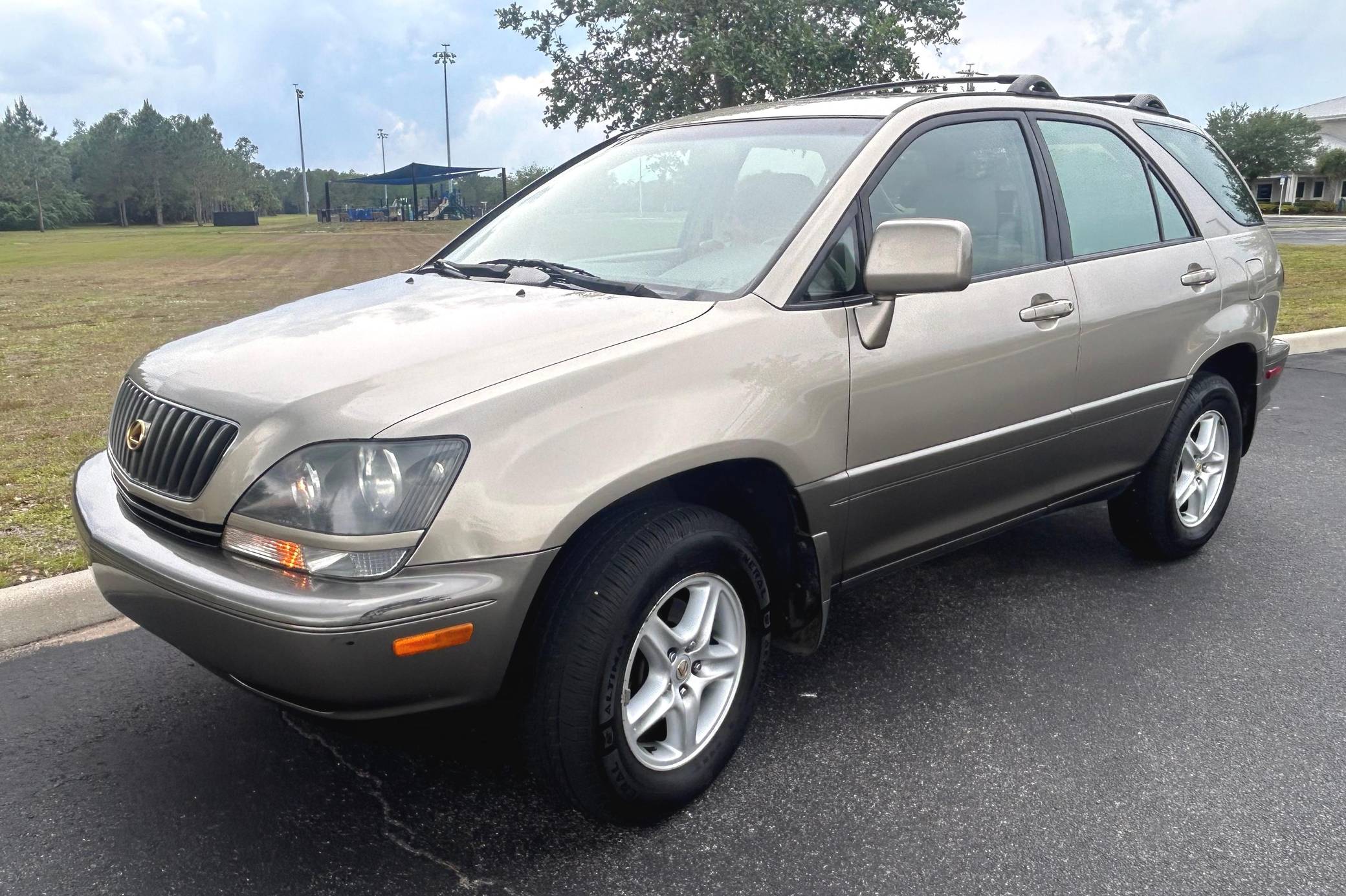 2000 Lexus RX
