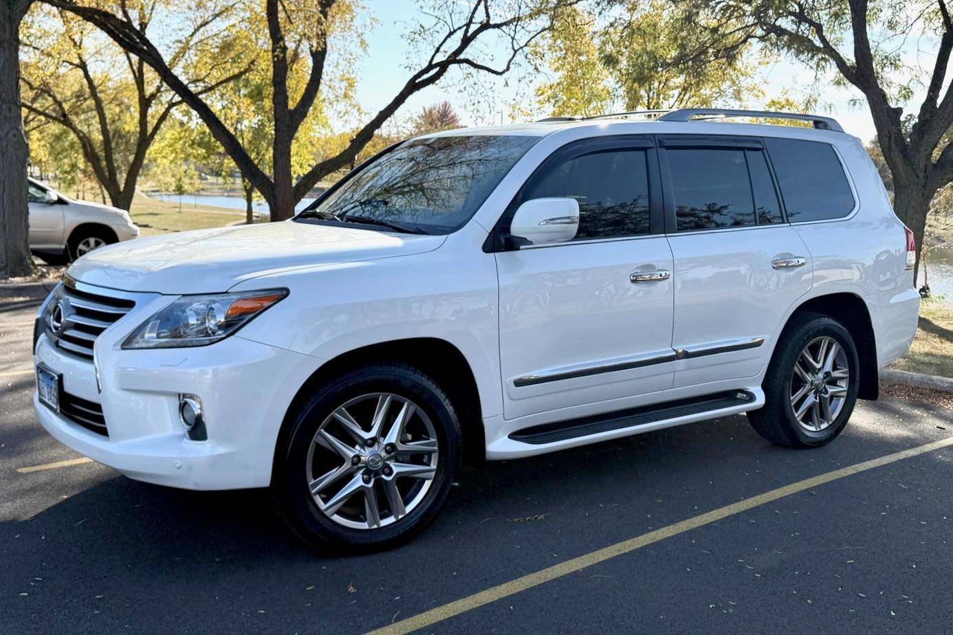 2013 Lexus LX 570 VIN: JTJHY7AX2D4101665 for Sale - Cars & Bids