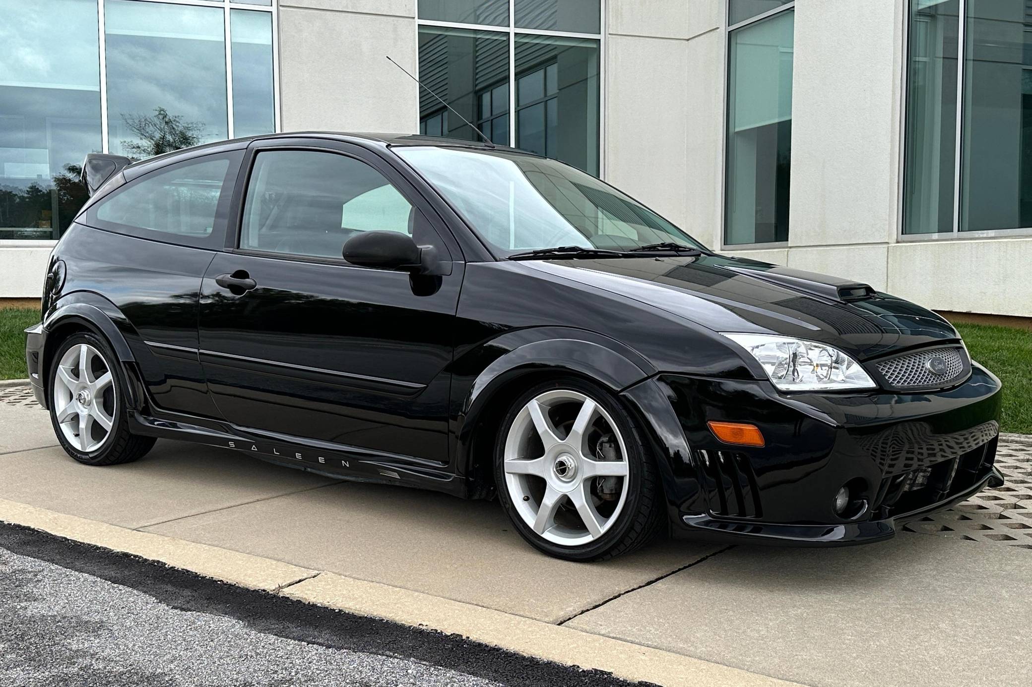 2005 Ford Focus Saleen N2O