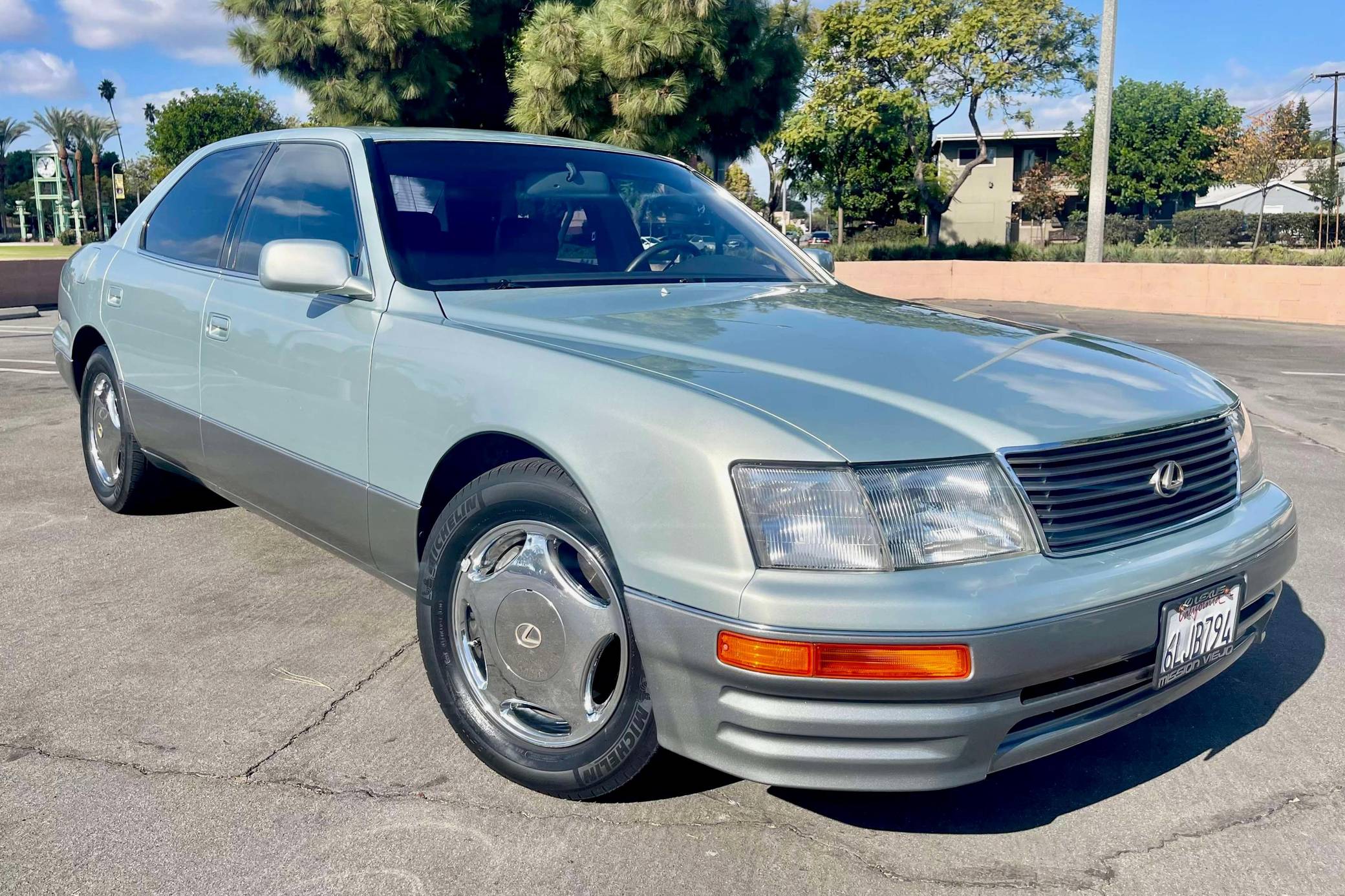 1997 Lexus LS 400 Coach Edition