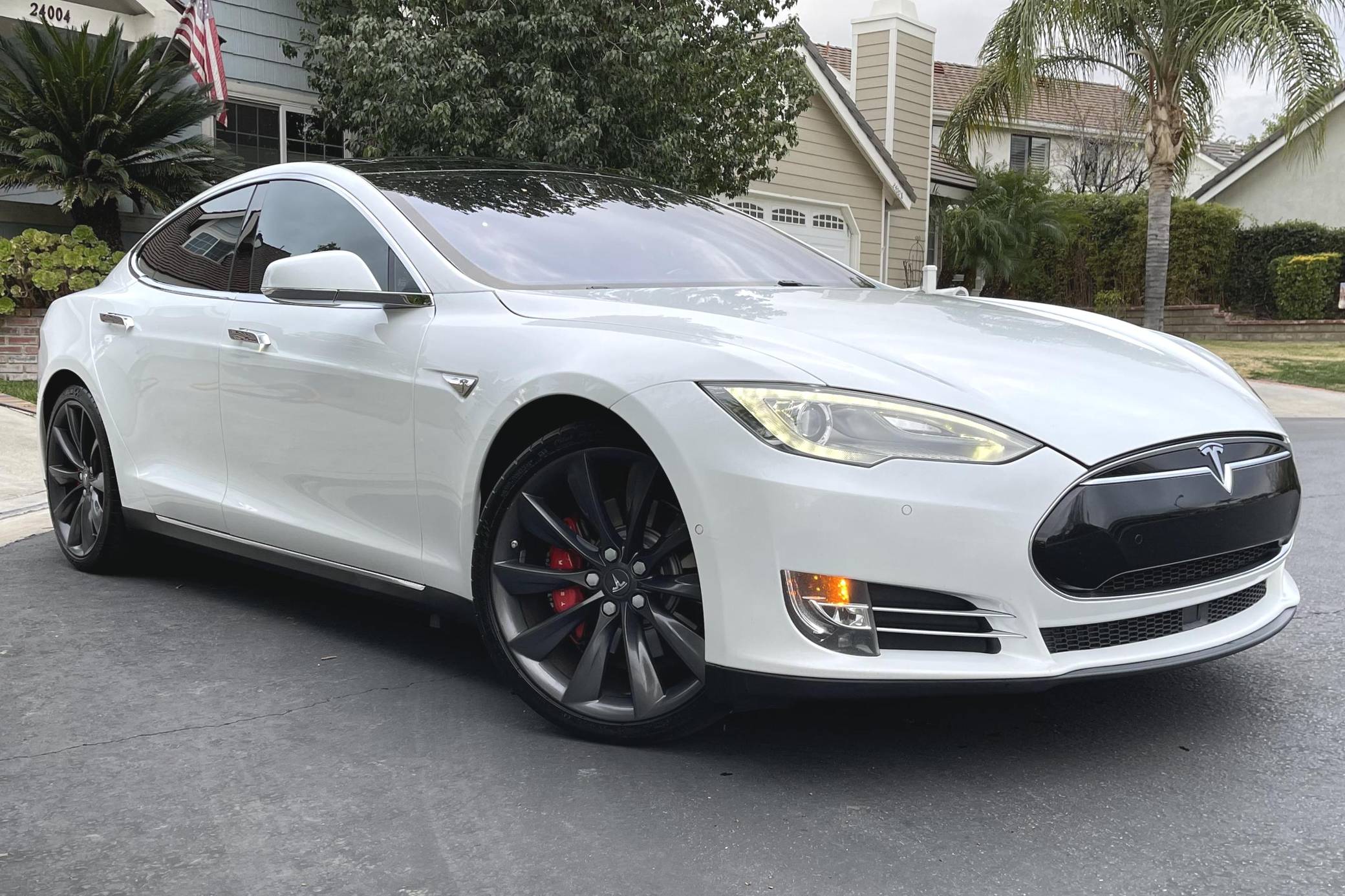 Tesla model deals s p85d price