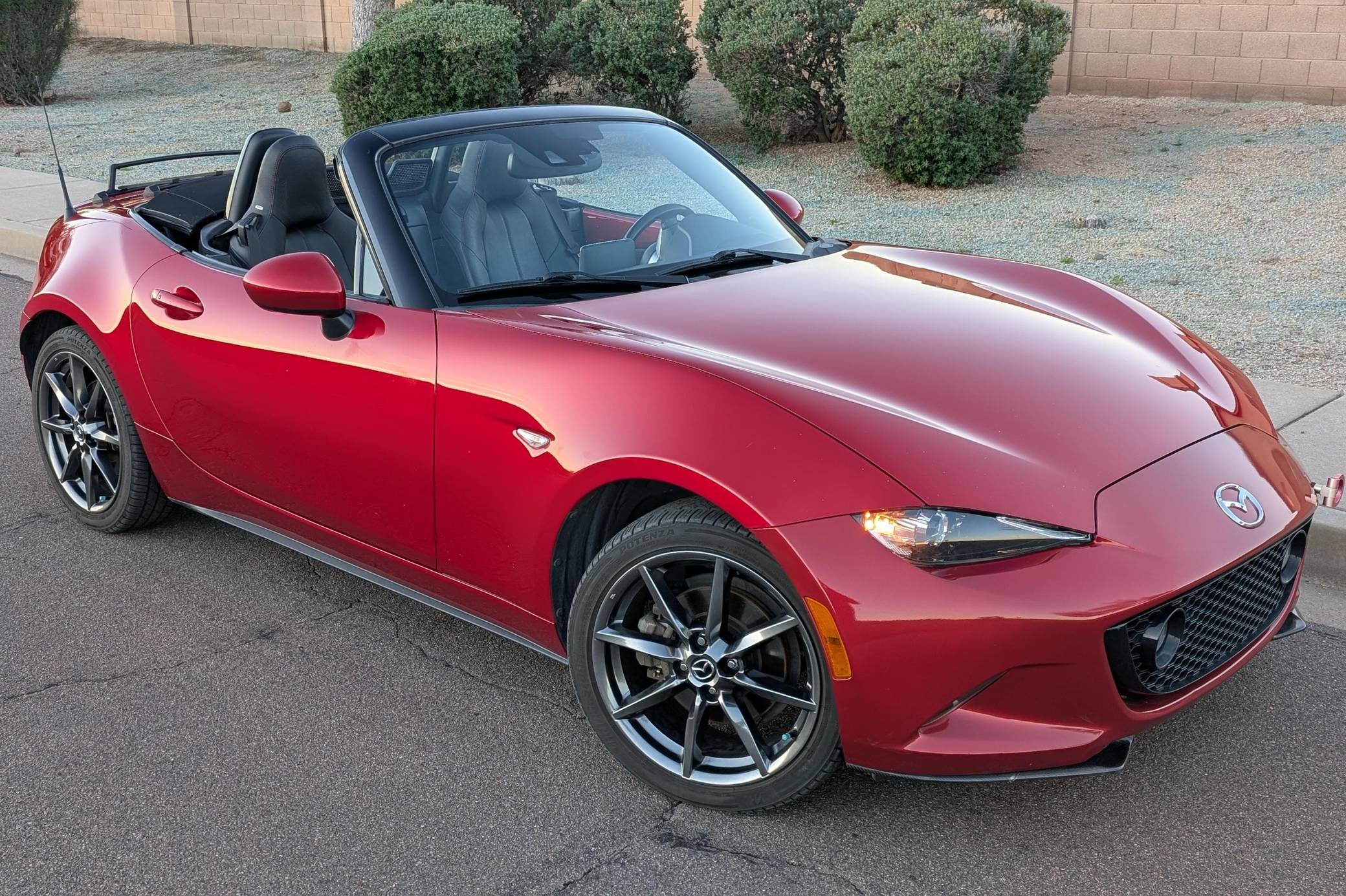 2016 Mazda MX-5 Miata Grand Touring VIN: JM1NDAD77G0107919 for
