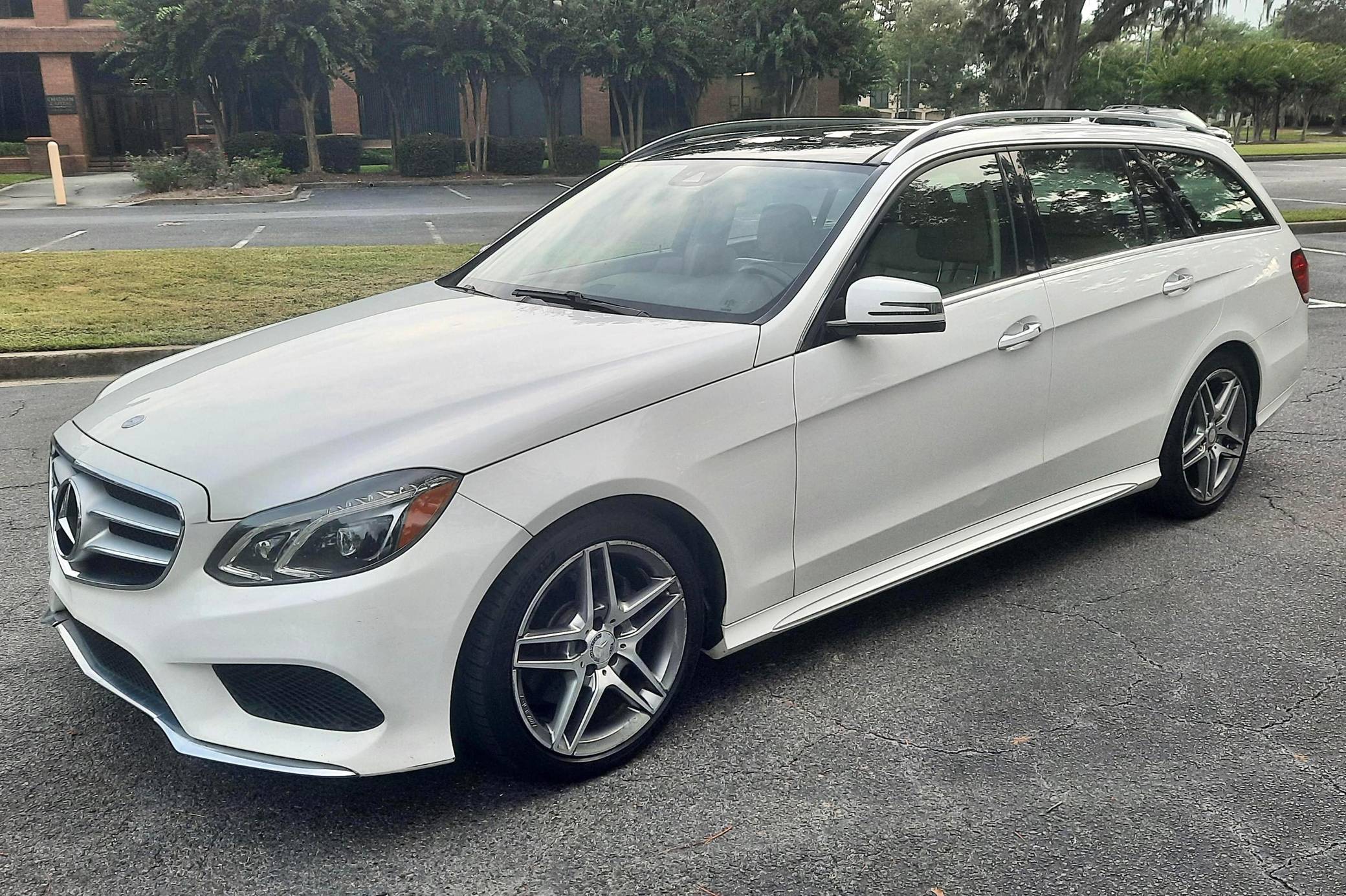 2016 Mercedes-Benz E-Class