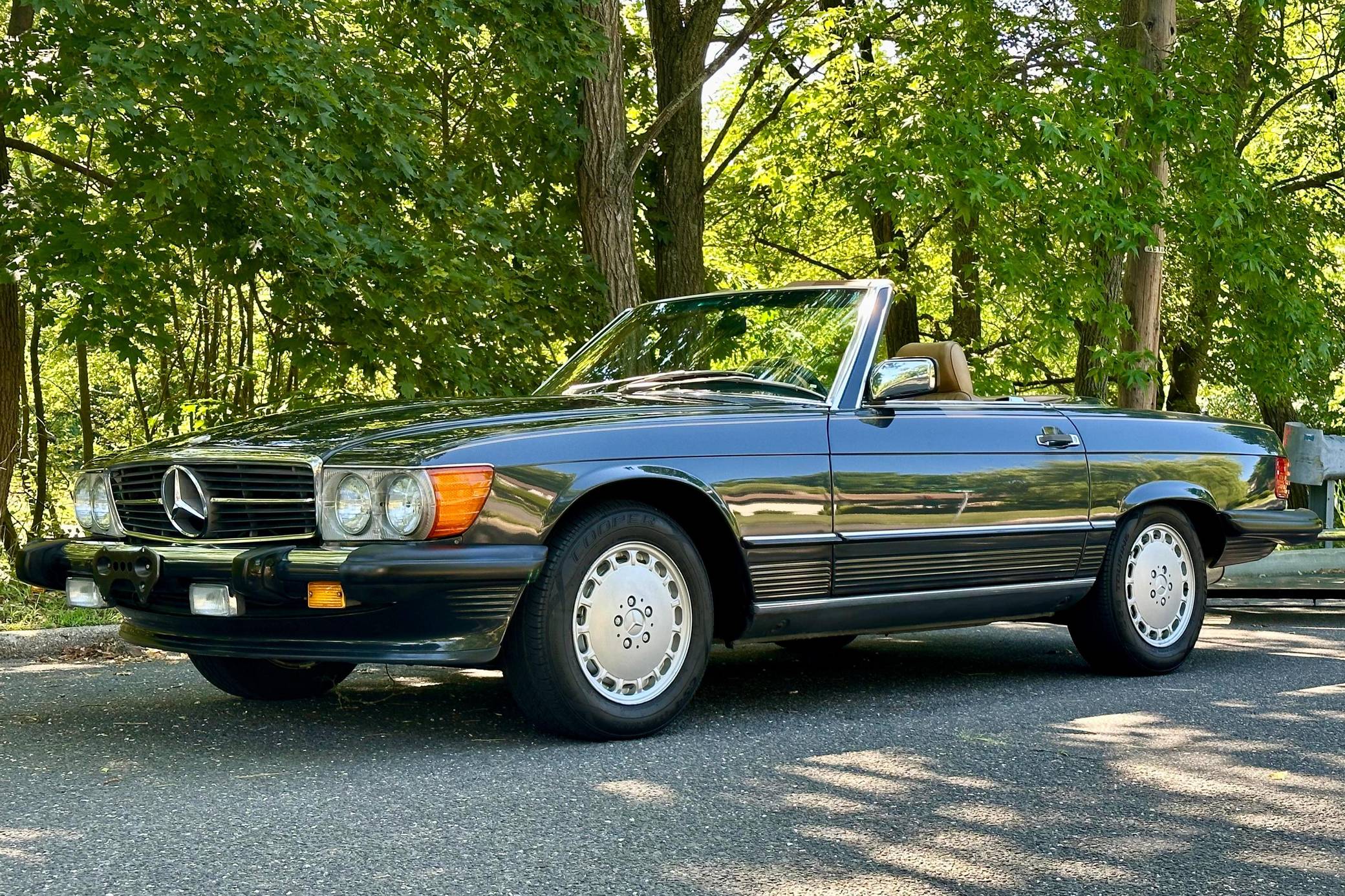 1988 Mercedes-Benz 560SL VIN: WDBBA48D3JA085494 for Sale - Cars & Bids