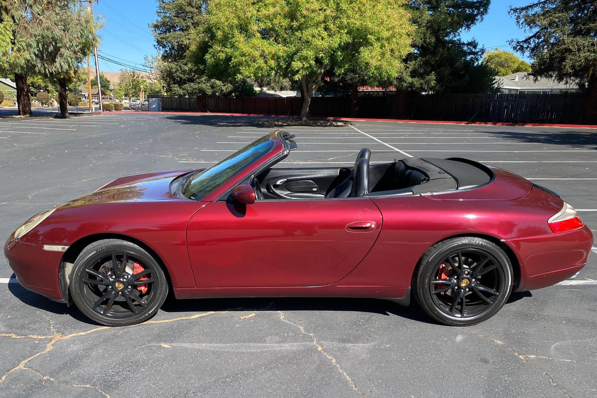 2000 Porsche 911 Carrera 4 Cabriolet