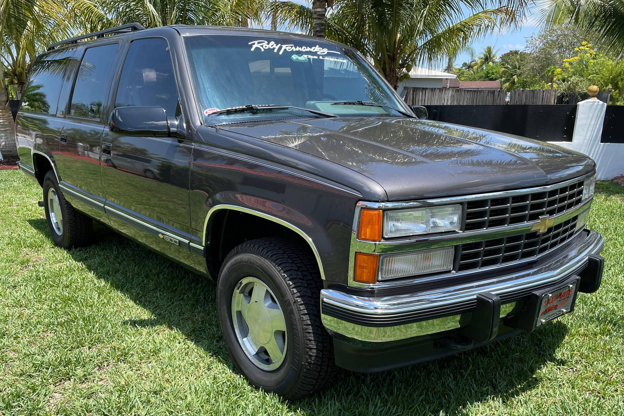 1992 Chevrolet Suburban 1500 4x4 VIN: 1GNFK16K6NJ312349 for
