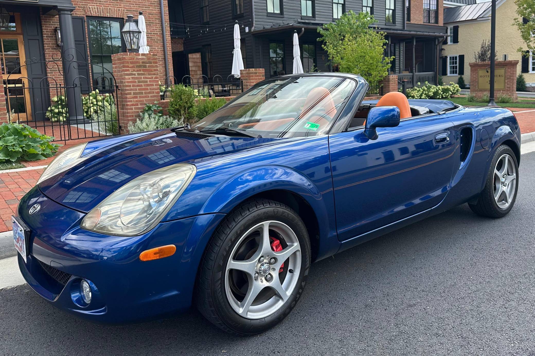 2003 Toyota MR2 Spyder VIN: JTDFR320030056474 for Sale - Cars & Bids