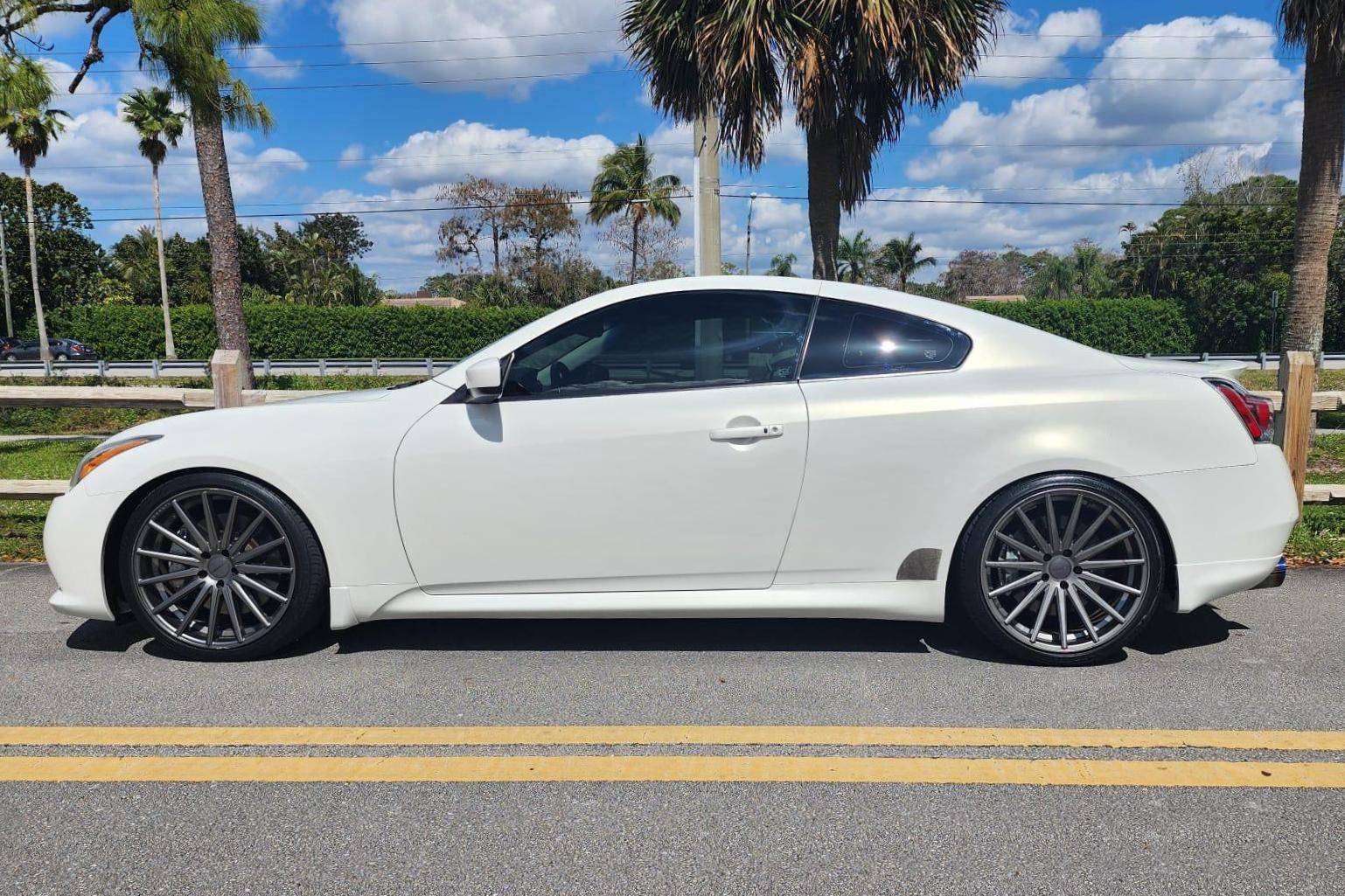 2013 Infiniti G37S Coupe