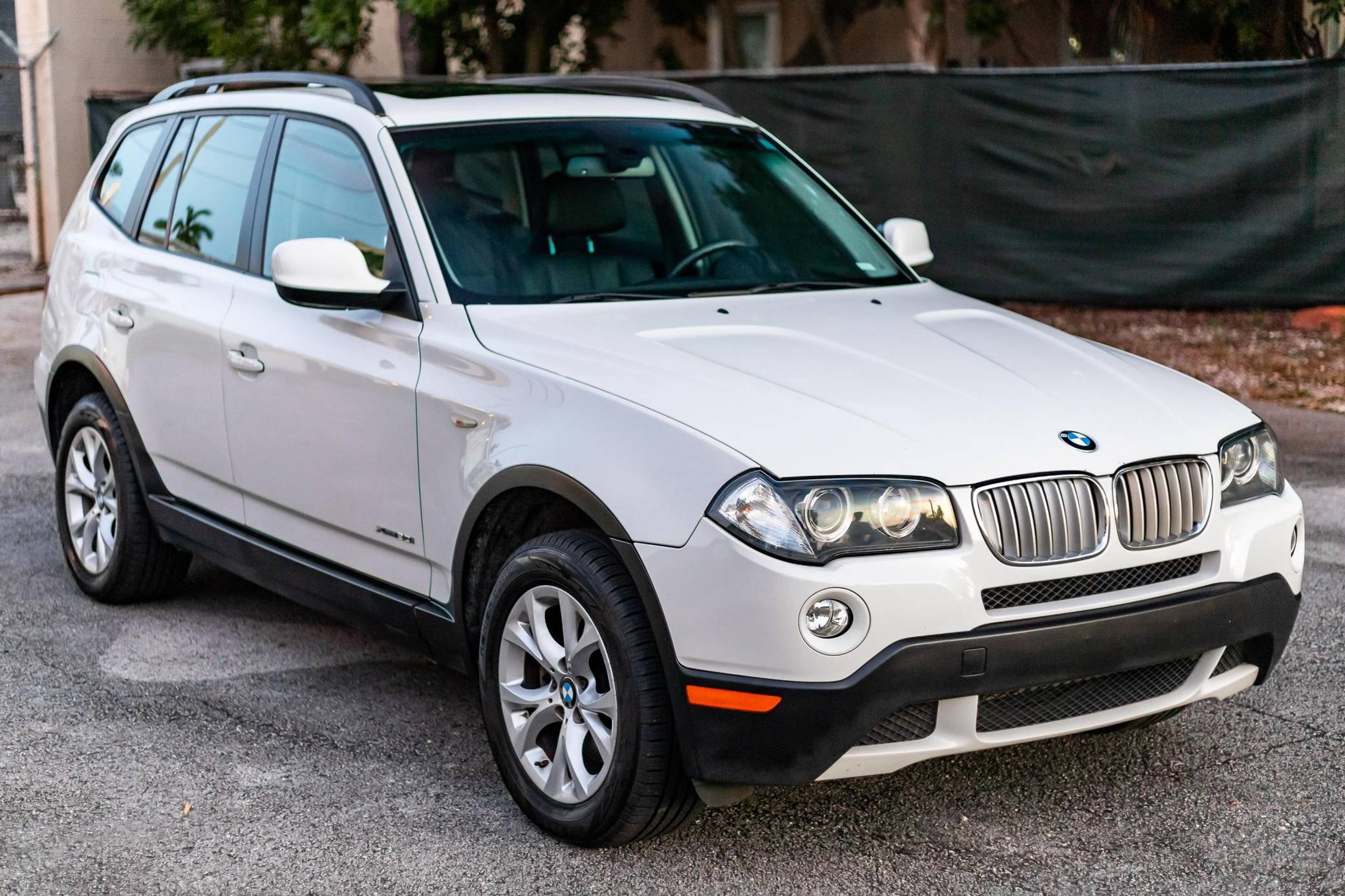 Elegantes 2010 Bmw X3 Xdrive30i Ebenbild