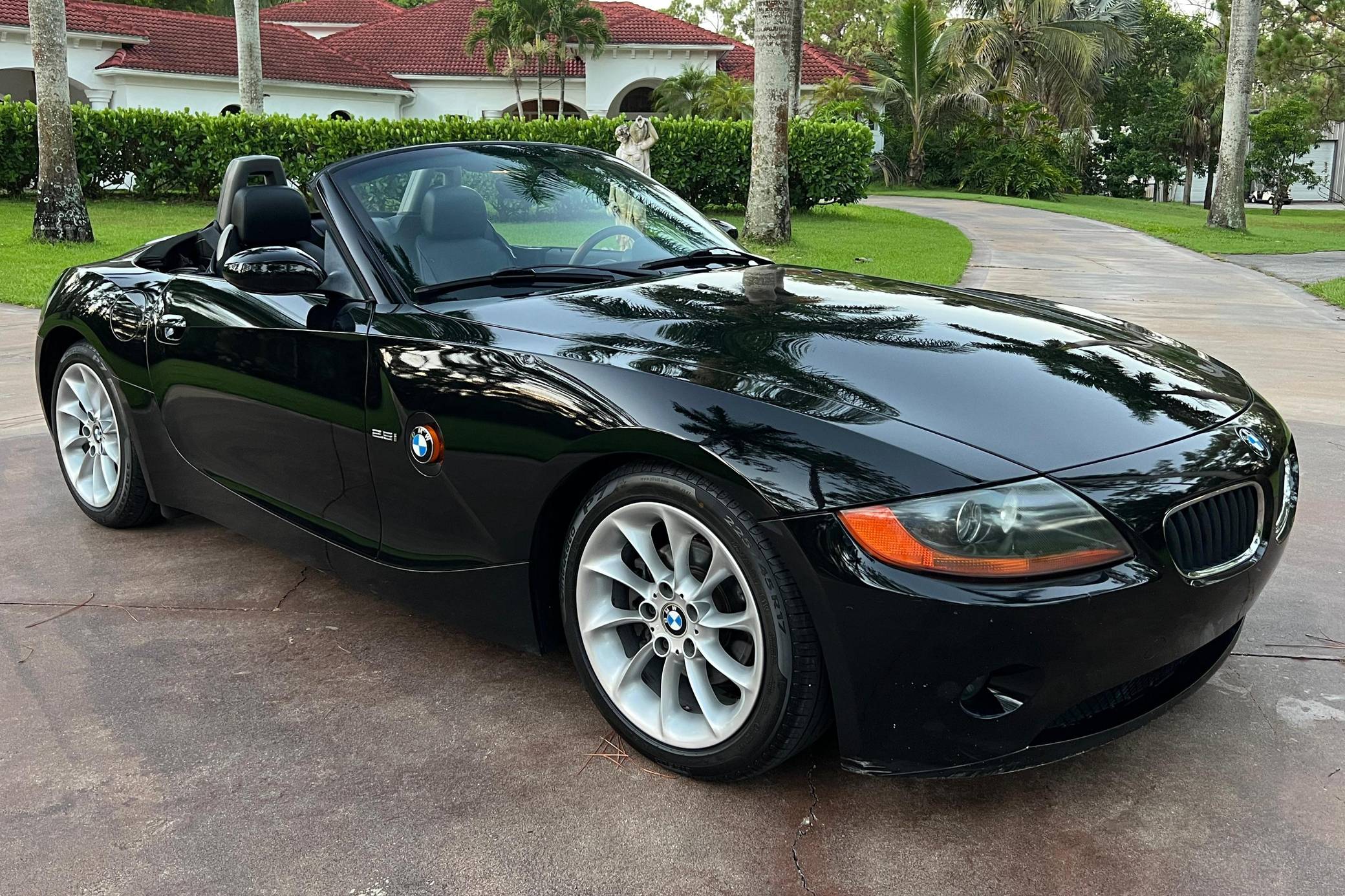 2004 BMW Z4 2.5i Roadster