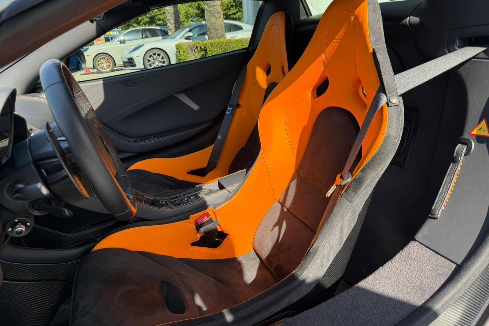 2016 McLaren 675LT Spider photo 7