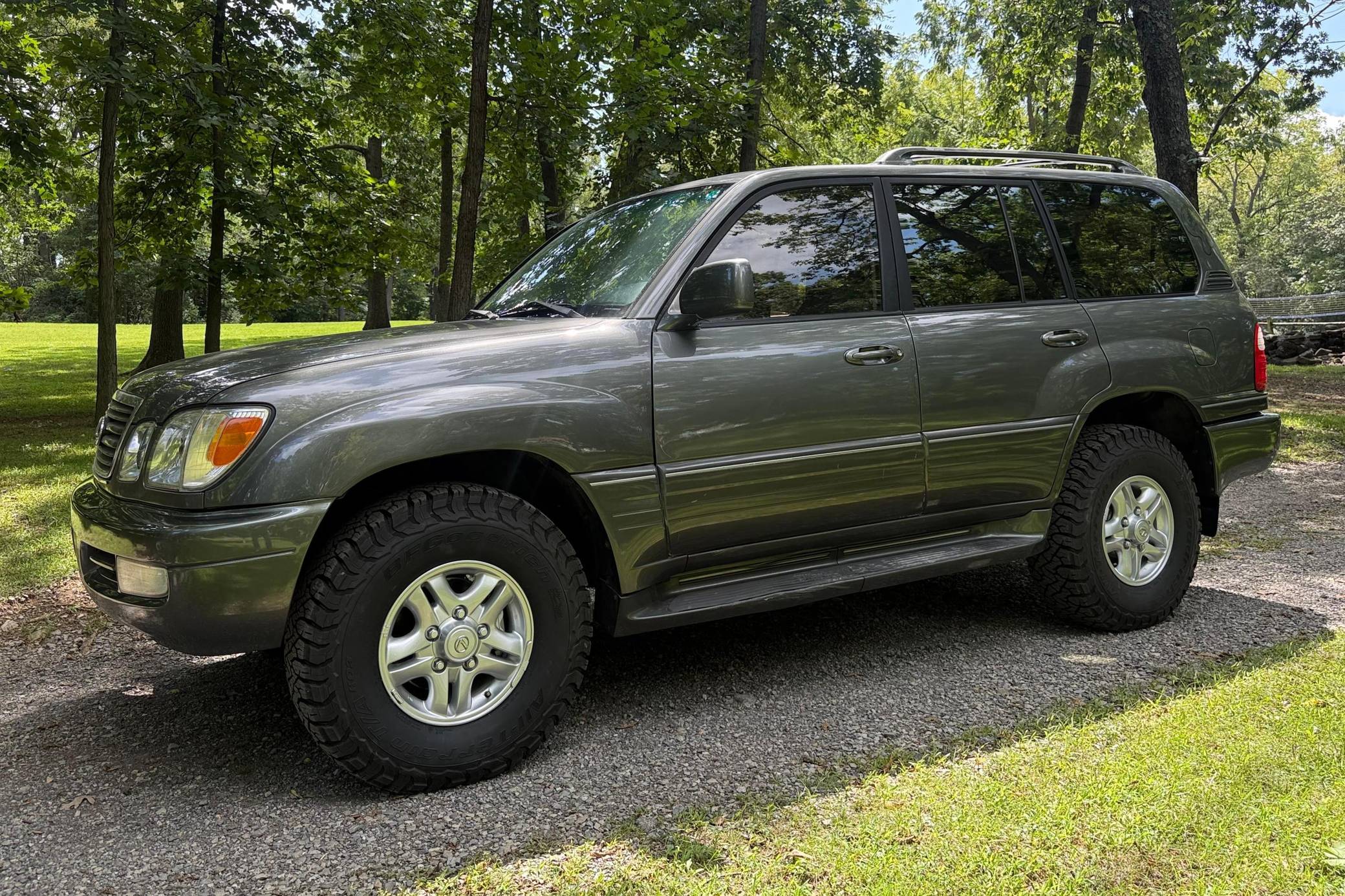 2002 Lexus LX