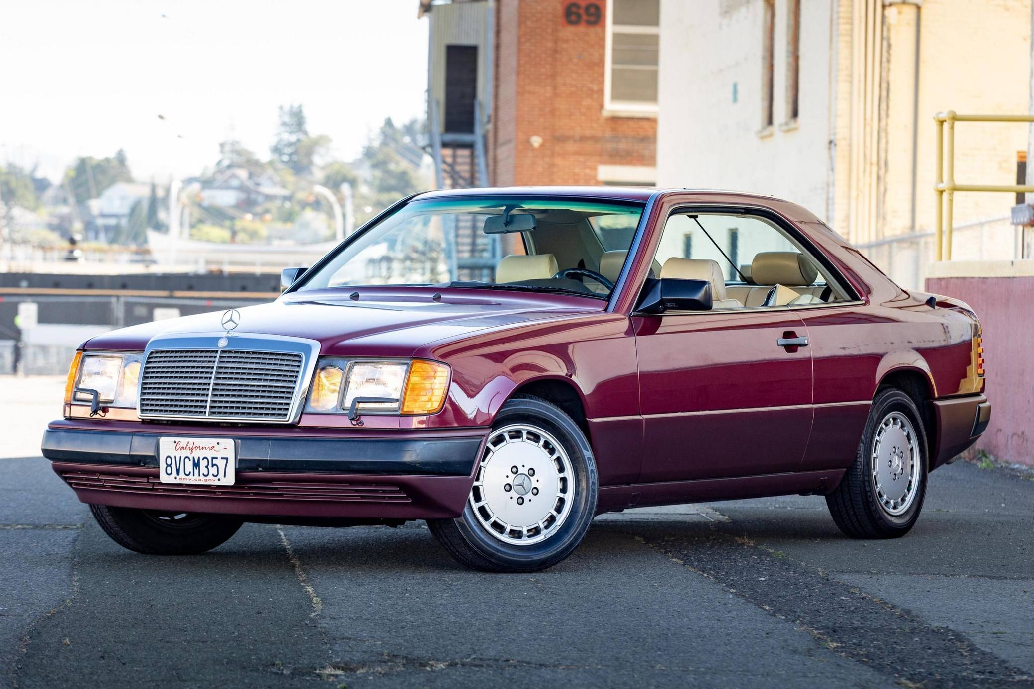1989 Mercedes-Benz E-Class