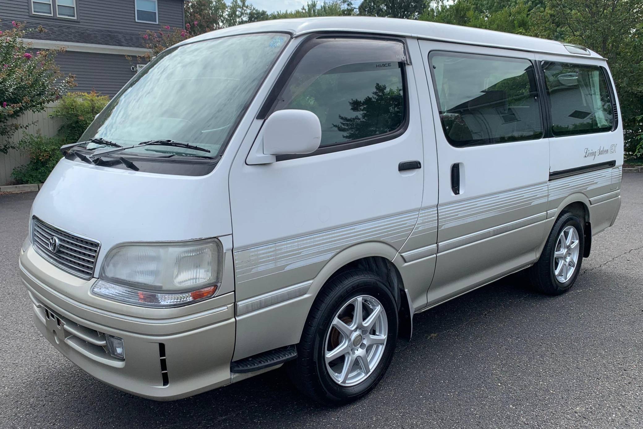 1997 Toyota HiAce Super Custom G Living Saloon EX